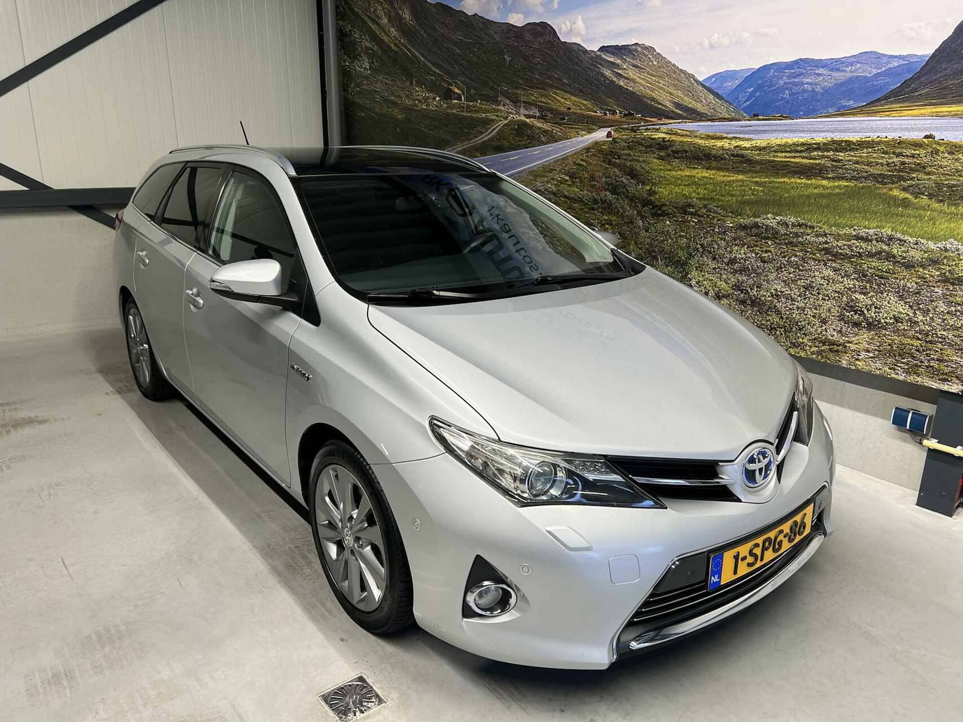 Toyota Auris Touring Sports 1.8 Hybrid Lease Pro - 18/35