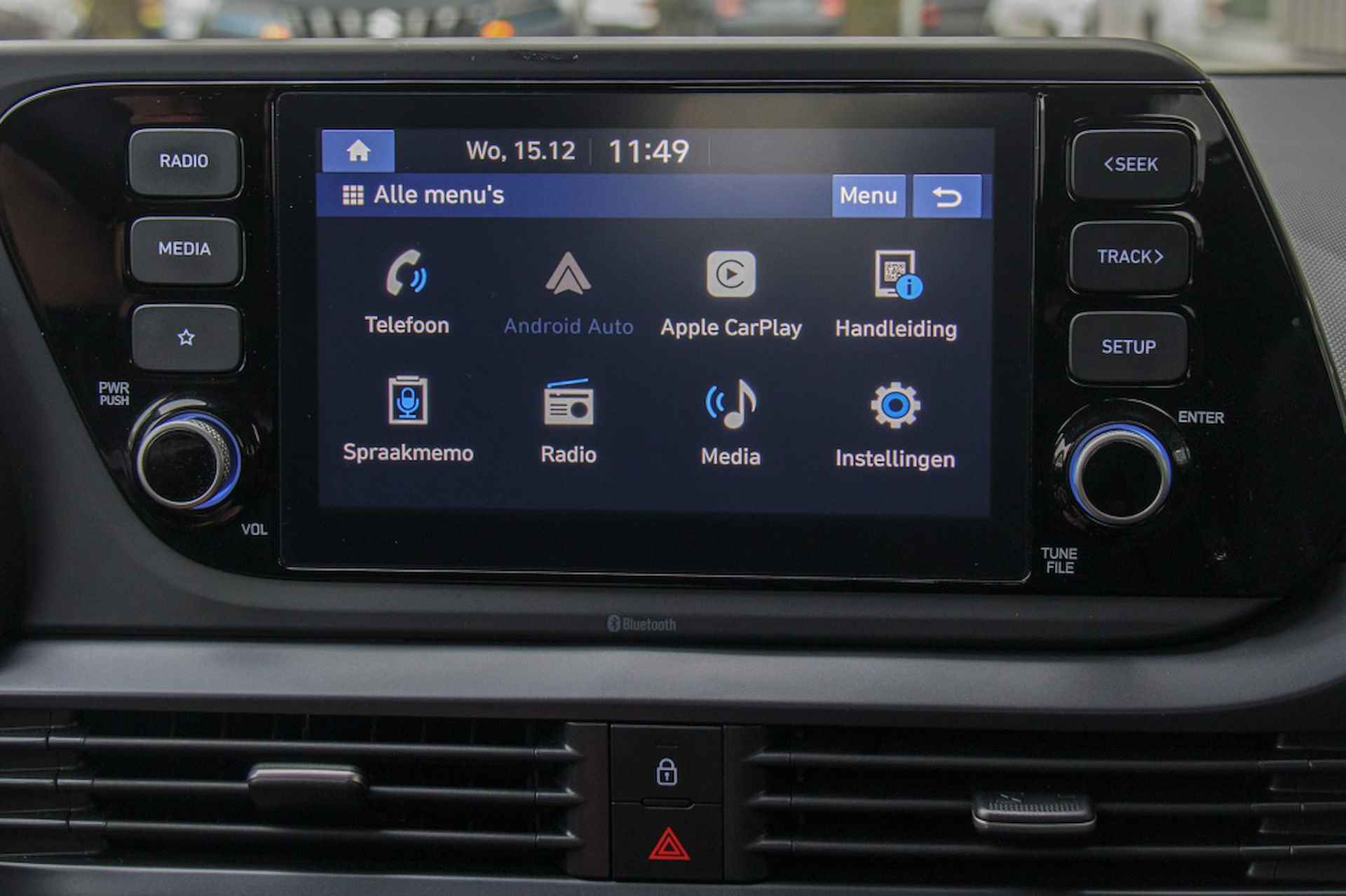 Hyundai Bayon 1.0 T-GDI Comfort | Zwart dak | Navigatie via Carplay | Private - 40/41