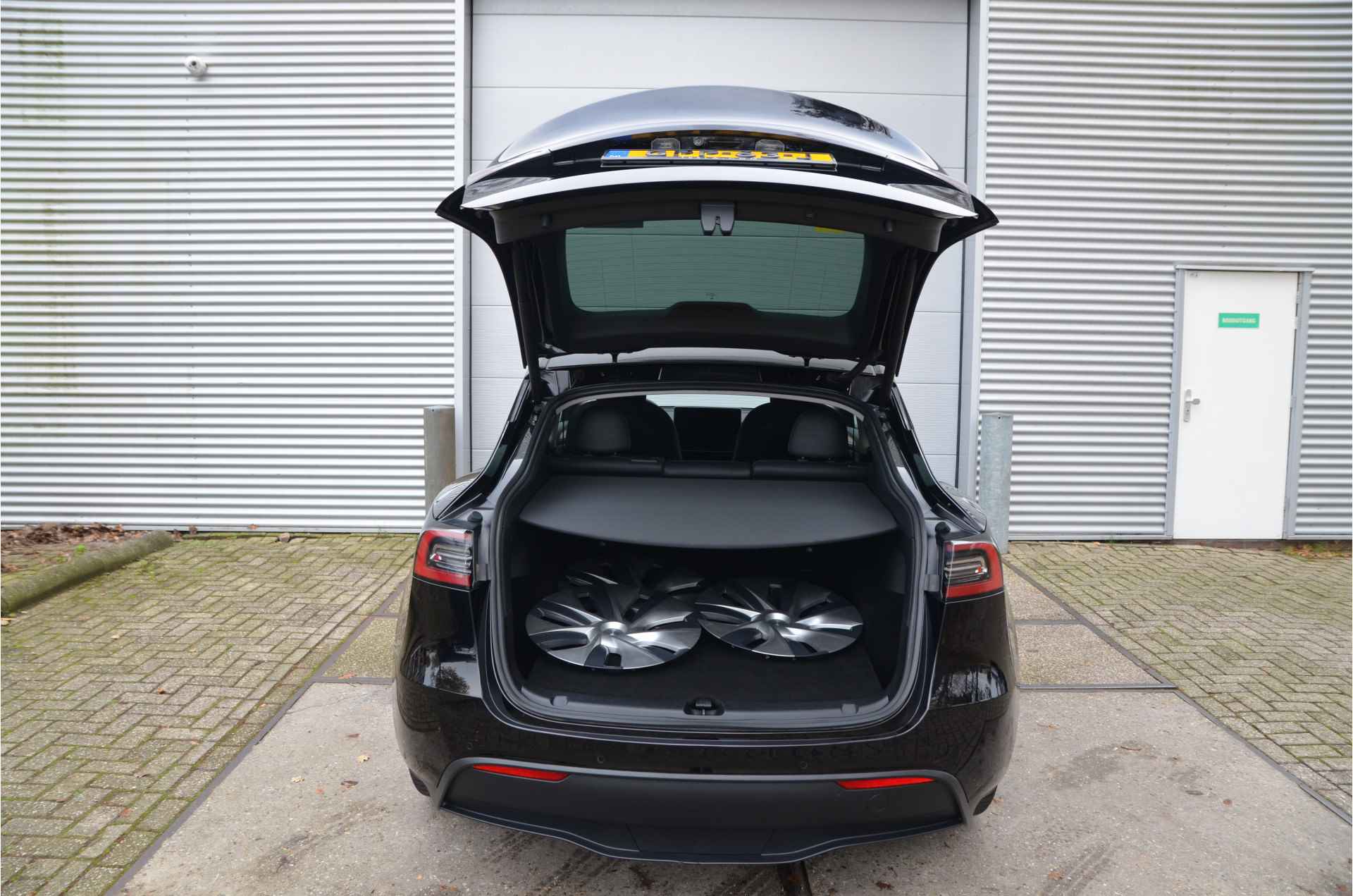 Tesla Model Y Long Range AWD 75 kWh AutoPilot, MARGE - 31/32