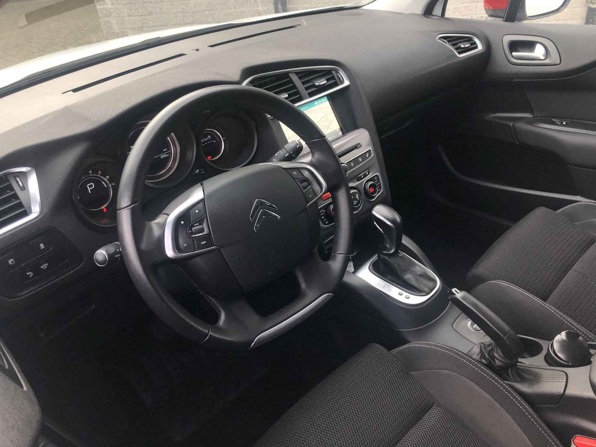 Citroen C4 1.2 PureTech Feel Edition | Automaat | Navigatie | Cruise Control | Telefoon | Getint Glas - 11/21