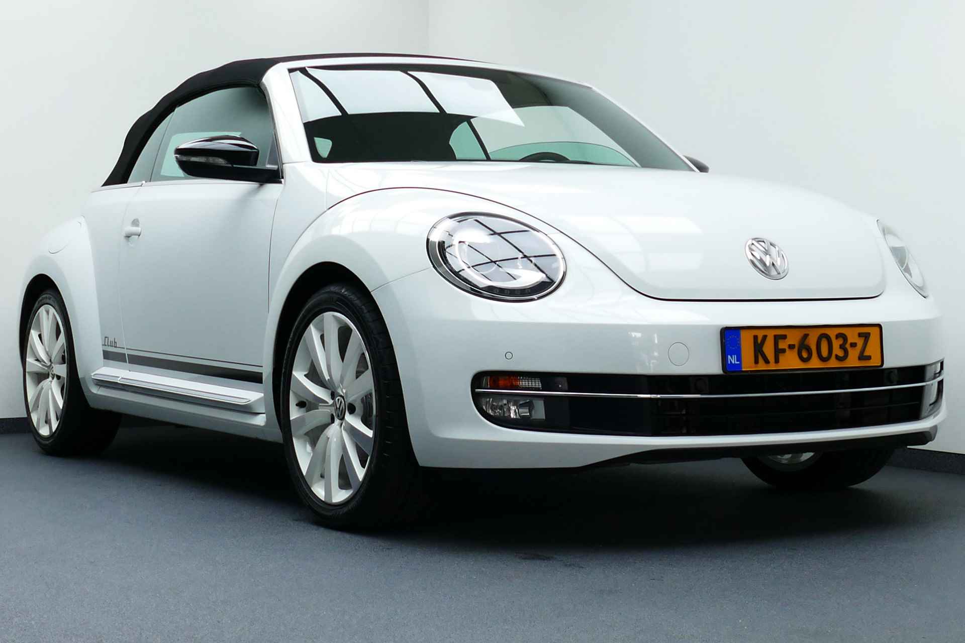 Volkswagen Beetle Cabriolet 1.4 150pk TSI Club. Xenon/Led, 19"LMV, Clima, Cruise, Navi, Stoelverw, PDC V+A - 2/40