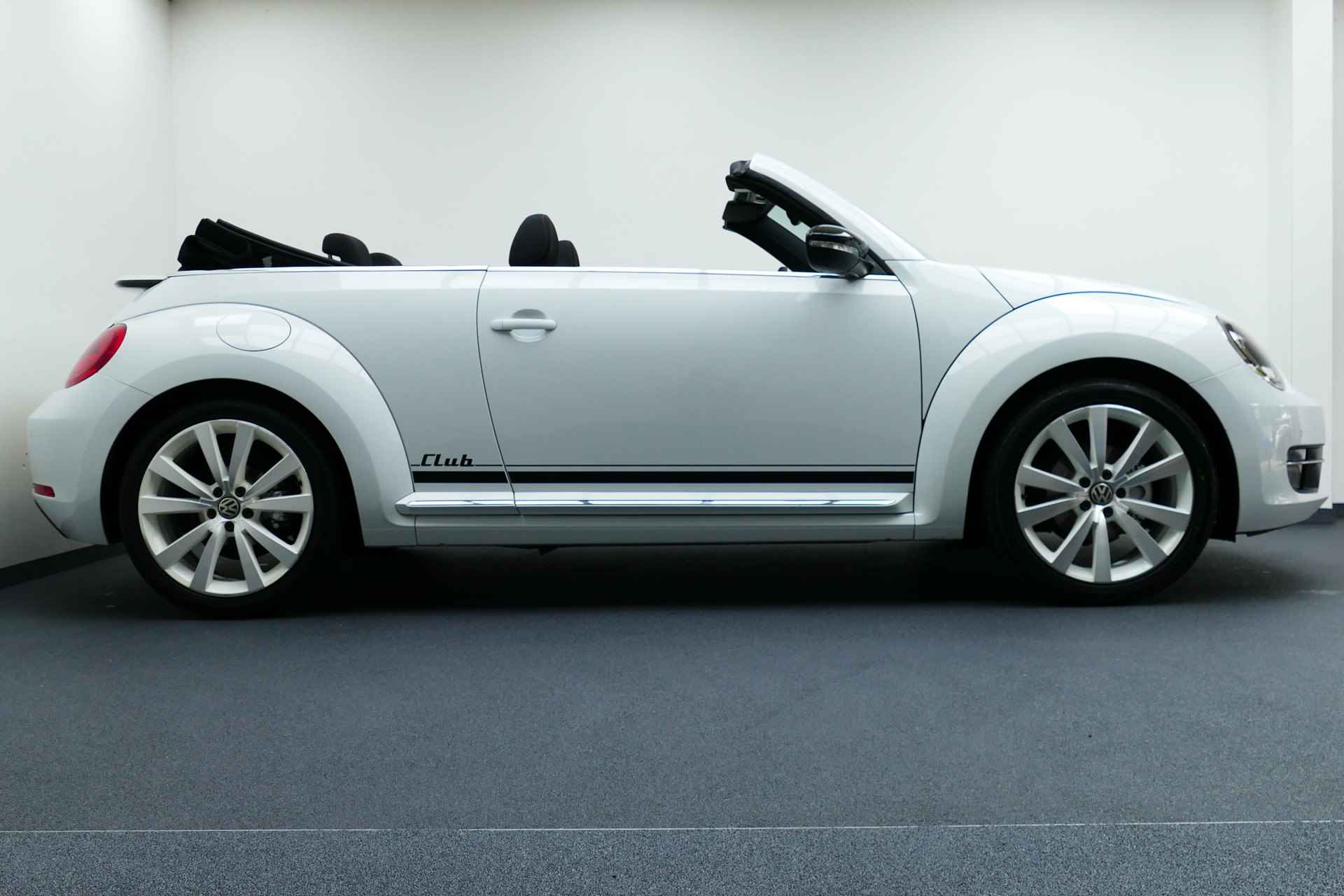 Volkswagen Beetle Cabriolet 1.4 150pk TSI Club. Xenon/Led, 19"LMV, Clima, Cruise, Navi, Stoelverw, PDC V+A - 11/40