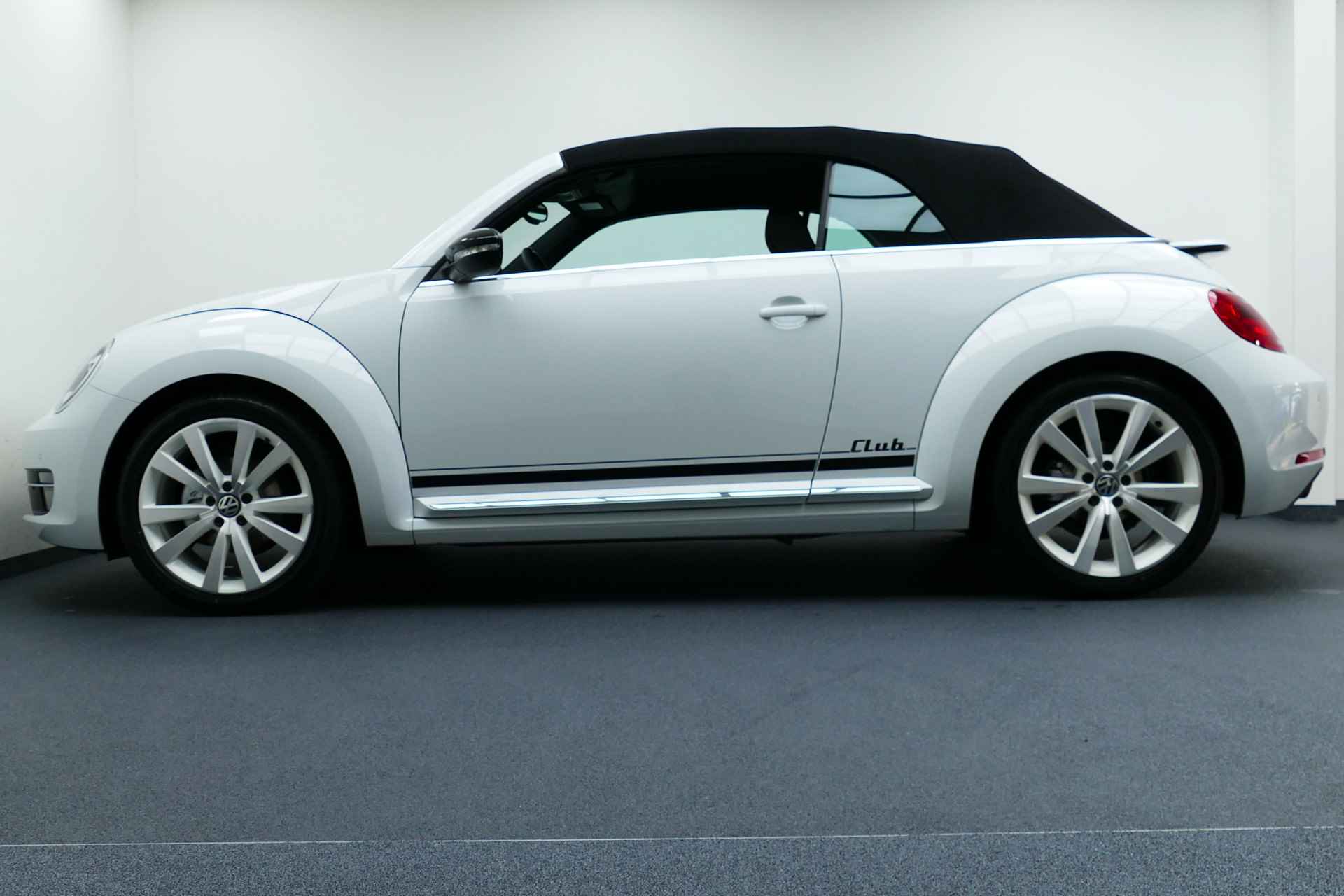 Volkswagen Beetle Cabriolet 1.4 150pk TSI Club. Xenon/Led, 19"LMV, Clima, Cruise, Navi, Stoelverw, PDC V+A - 13/40