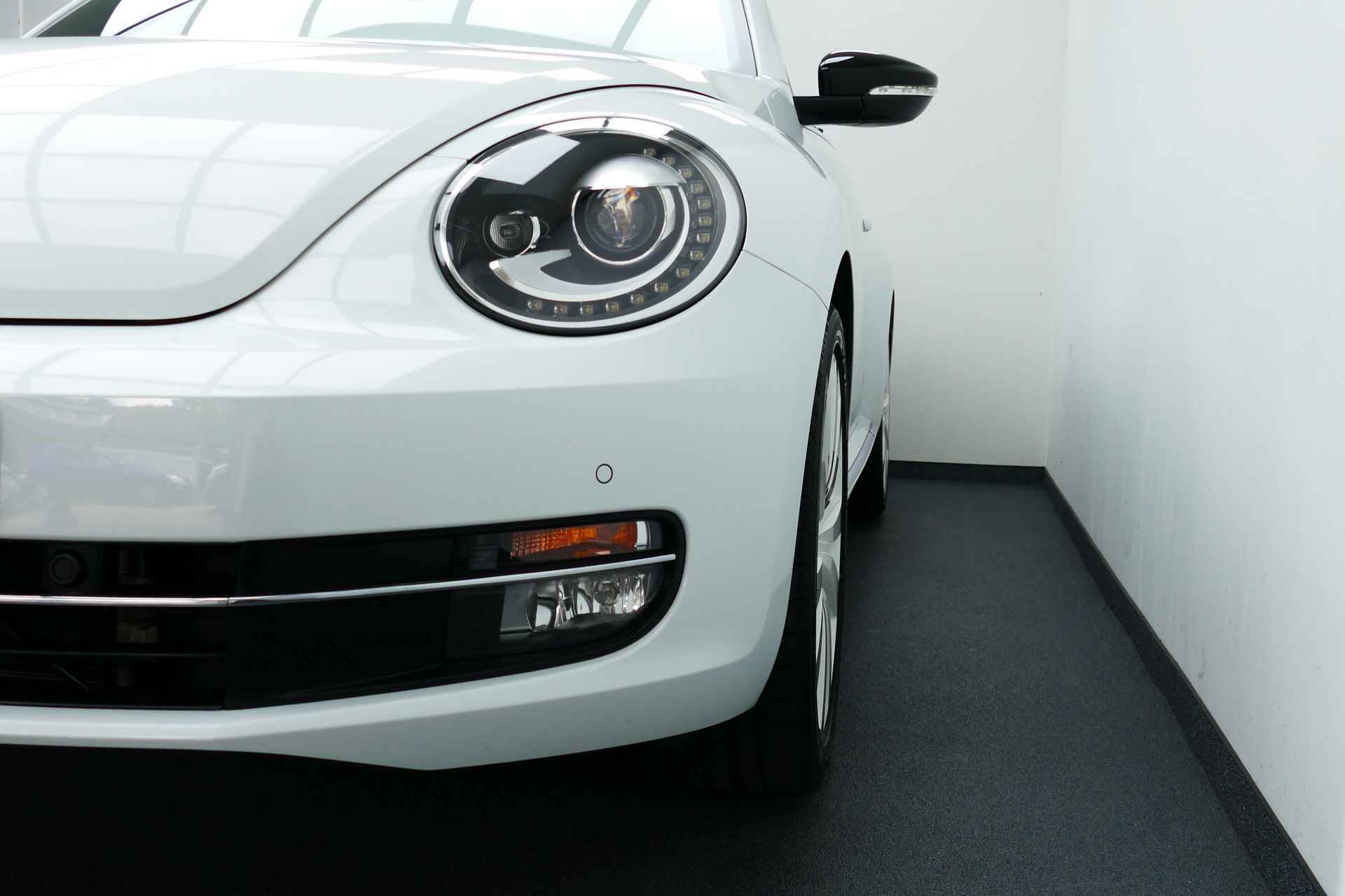 Volkswagen Beetle Cabriolet 1.4 150pk TSI Club. Xenon/Led, 19"LMV, Clima, Cruise, Navi, Stoelverw, PDC V+A - 19/40