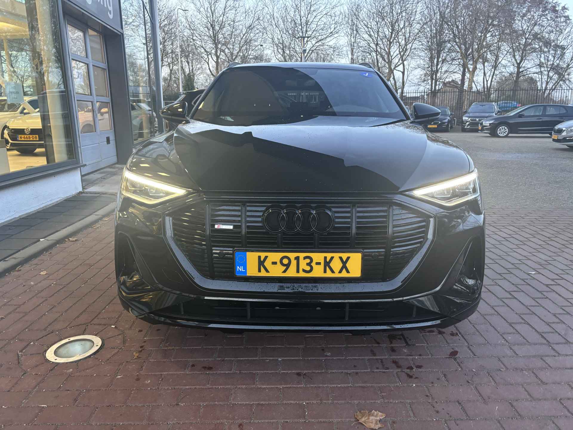 Audi e-tron 50 quattro S edition 71 kWh / S-line / 313 PK / Panorama dak / 12 Maanden Audi Select+ - 6/34