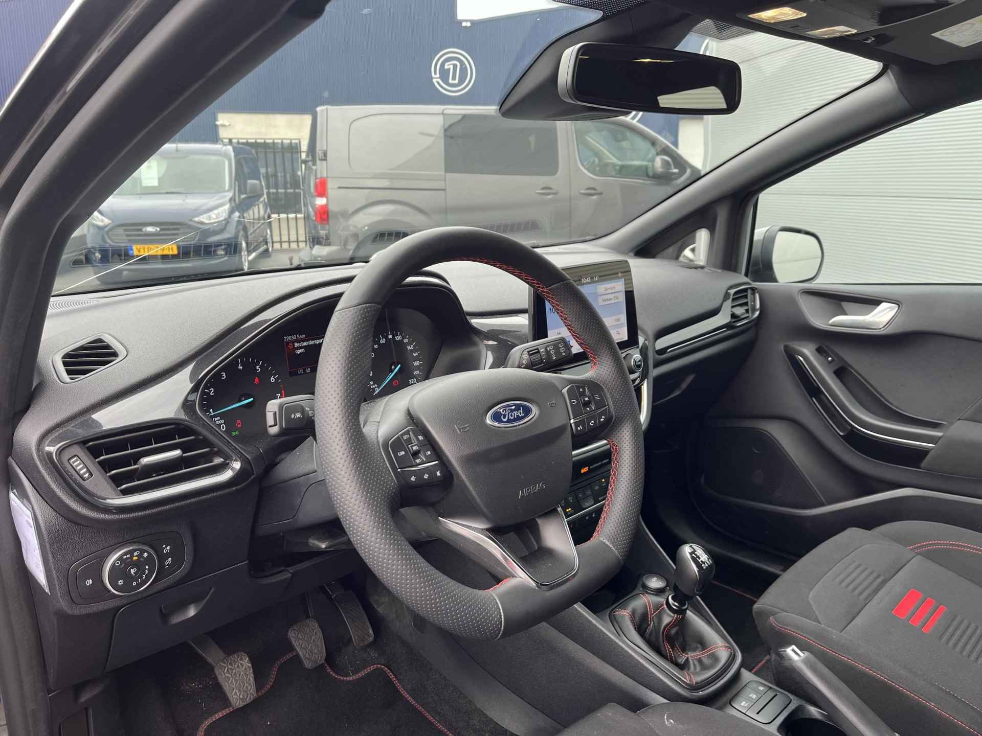 Ford Fiesta 1.0 EcoBoost Hybrid ST-Line | Cruise Control | Parkeersensoren | Getint Glas | Winter Pack - 11/24