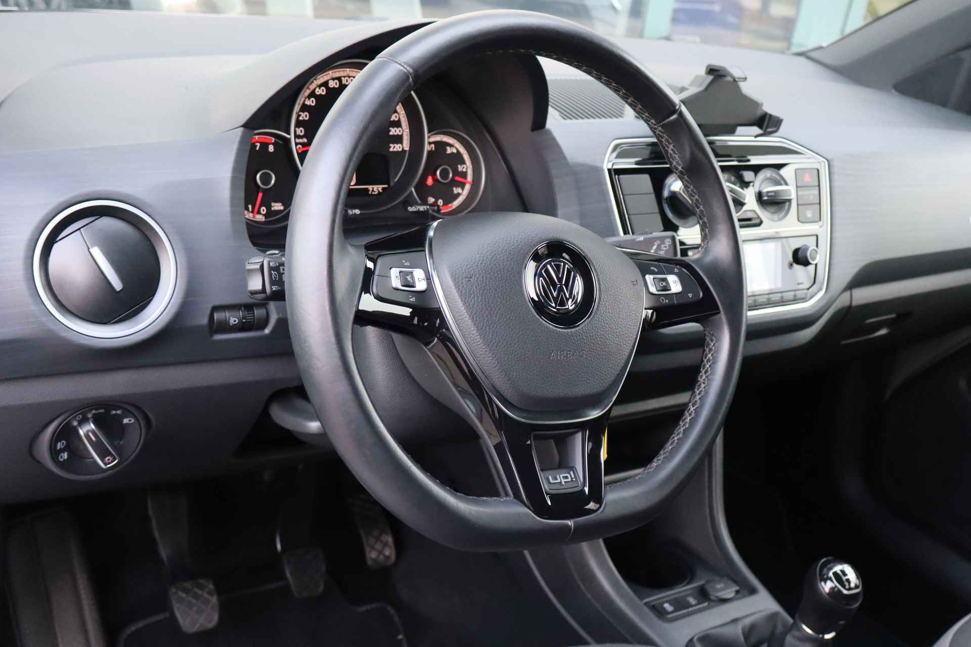 Volkswagen up! 1.0 BMT cross up! | Cruise Control | Parkeersensoren | Bluetooth | - 4/26