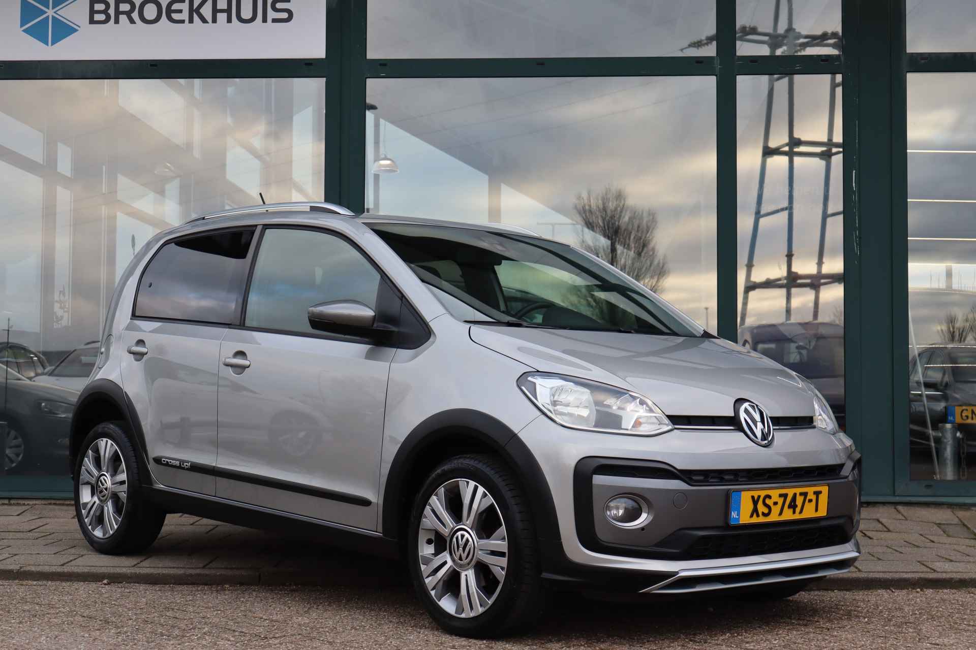 Volkswagen up! 1.0 BMT cross up! | Cruise Control | Parkeersensoren | Bluetooth | - 9/26