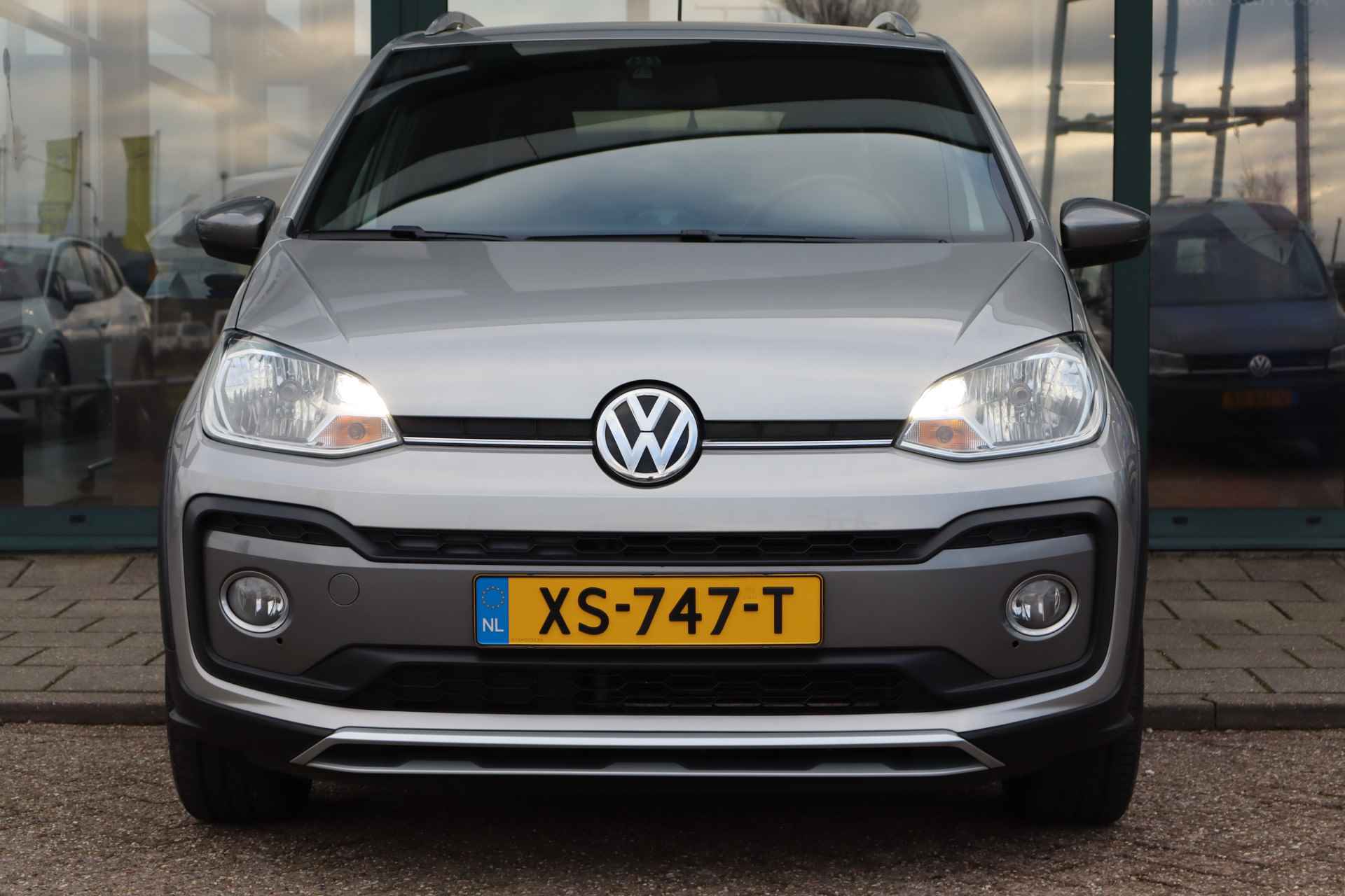 Volkswagen up! 1.0 BMT cross up! | Cruise Control | Parkeersensoren | Bluetooth | - 10/26