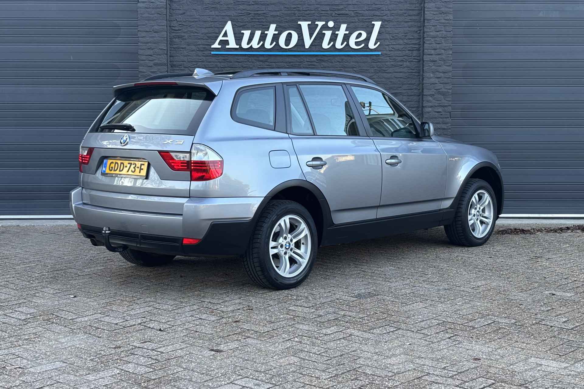 BMW X3 2.0i | Panodak | Xenon | Clima | Slechts 81.000 km | Volledig historie bekend! - 17/40