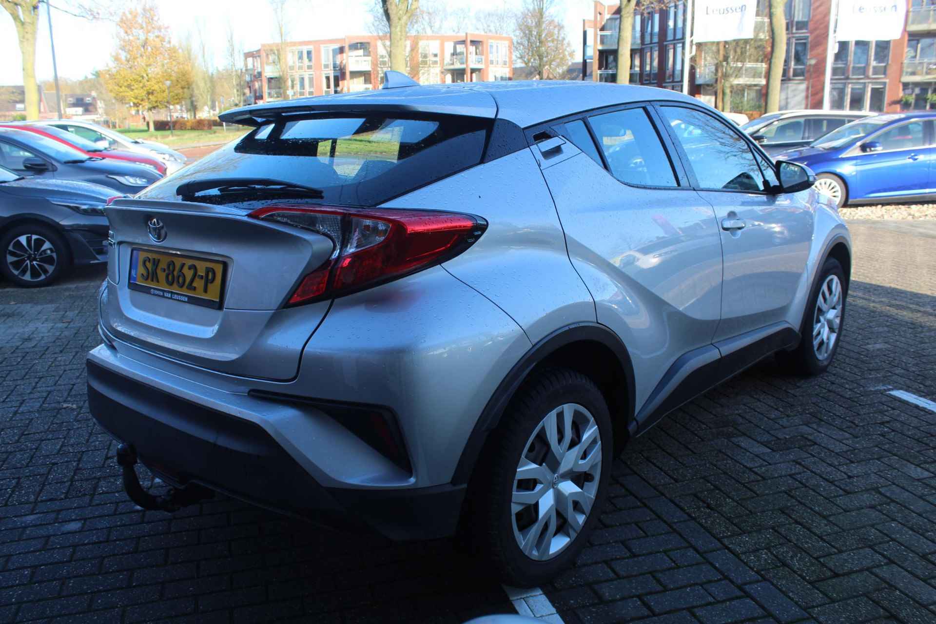 Toyota C-HR 1.2T COMFORT DEALER-ONDERHOUDEN AD-CRUISE AFN.TREKHAAK 1300KG TREKGEWICHT PARKSENSOREN AIRCO EL-RAMEN/SPIEGELS - 4/30