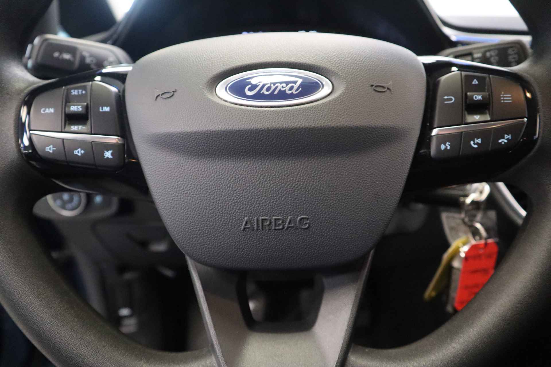 Ford Fiesta 1.1 Trend Airco Cruise control trekhaak lane assist 2 Jaar garantie mogelijk* ( vraag naar de voorwaarde) - 7/14