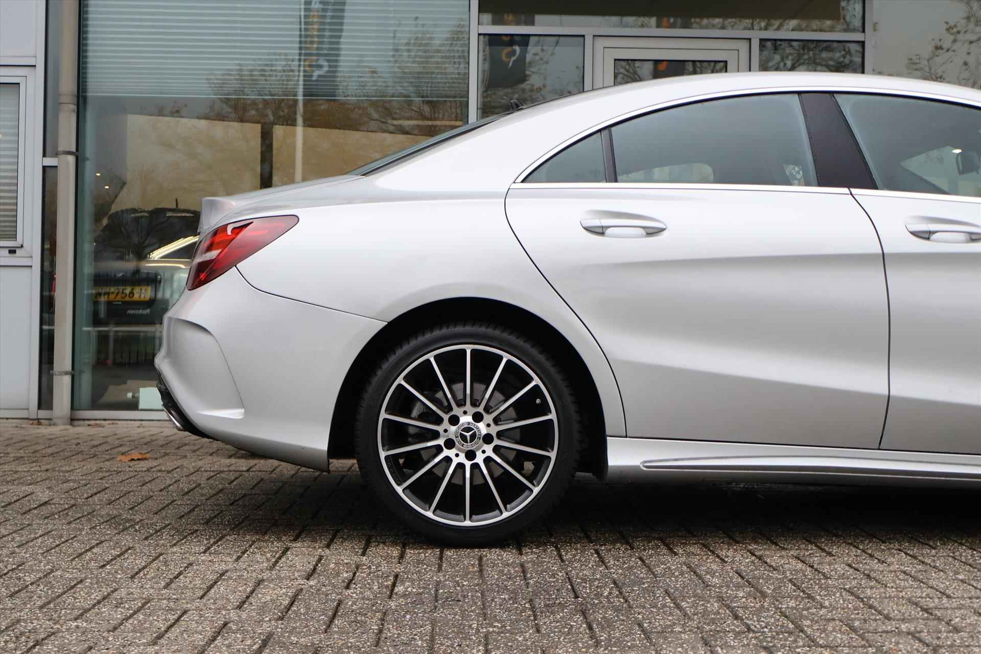 Mercedes CLA-Klasse 180 EDITION1 WHITE ART AMG-LINE I Kuipstoelen I Navi I LED I Dealer onderhouden - 13/42