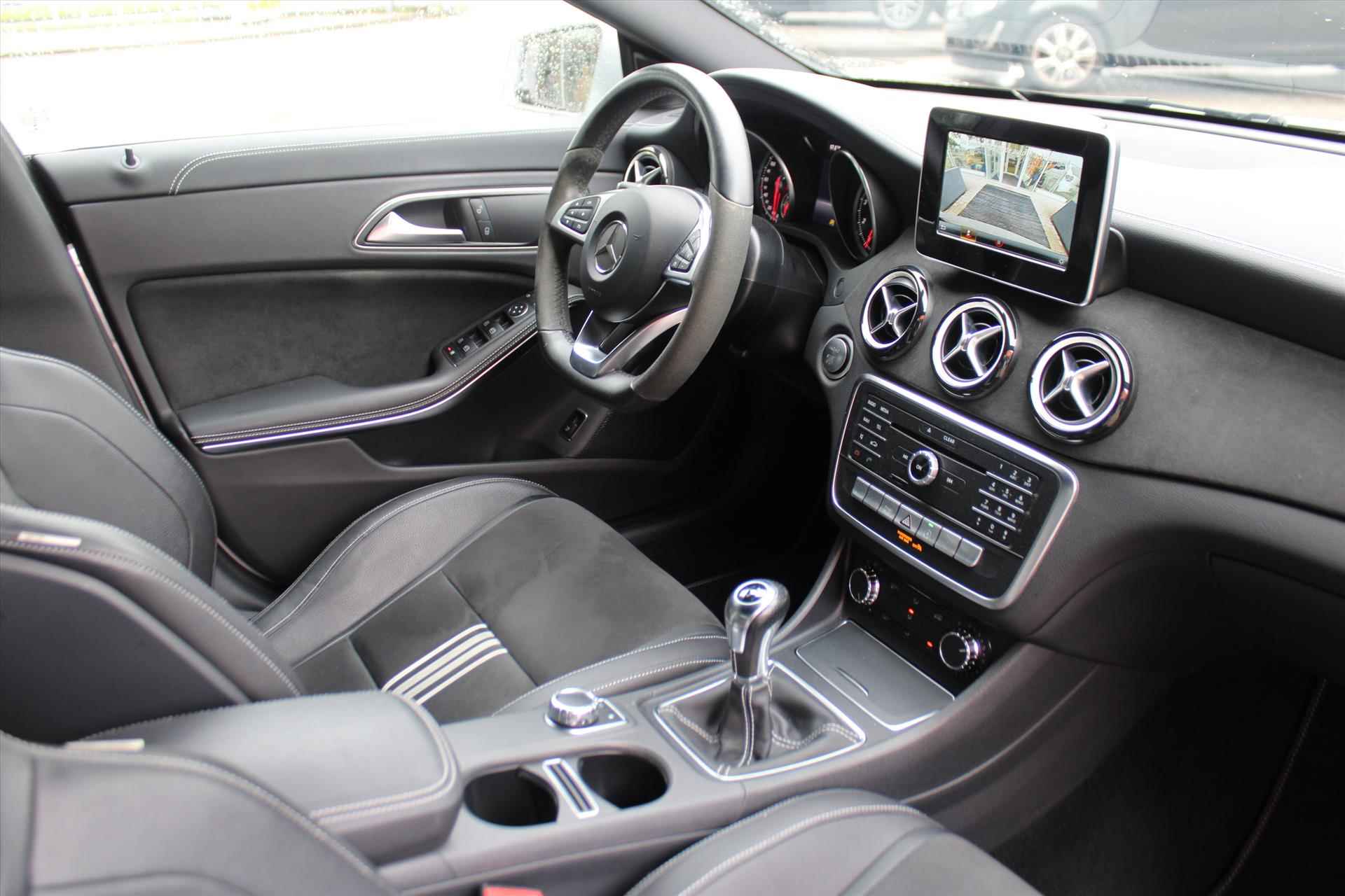 Mercedes CLA-Klasse 180 EDITION1 WHITE ART AMG-LINE I Kuipstoelen I Navi I LED I Dealer onderhouden - 24/42