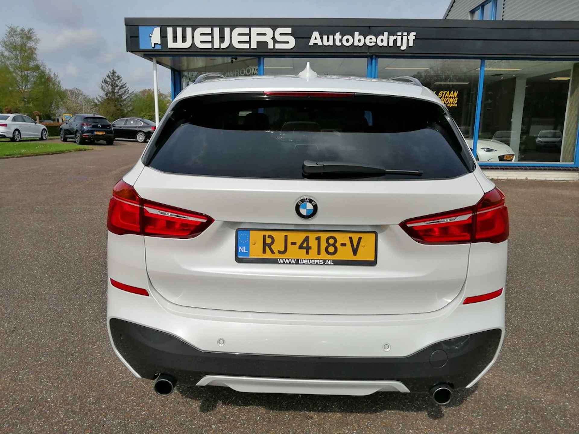 BMW X1 XDrive 20I M-Sport Aut, High Executive, Panorama, Parelmoer, Led - 9/40