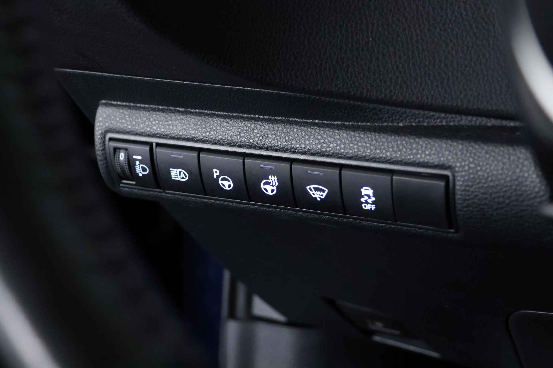 Suzuki Swace 1.8 Hybrid Style / LED / CarPlay / ACC / Camera - 16/28