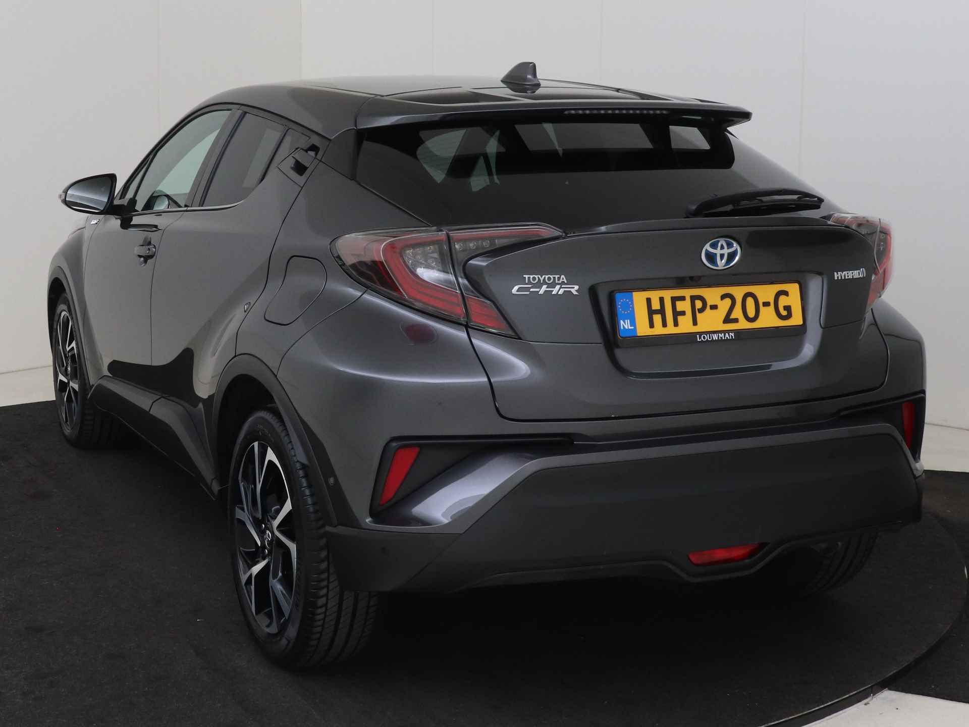 Toyota C-HR 1.8 Hybrid Business Intro Limited I Navigatie I Climate Control I Cruise Control I Camera I LM Velgen I USB I 1e Eigenaar I Dealer Onderhouden I Stuur en Stoelverwarming Voor I Keyless Entry/Start I - 3/48