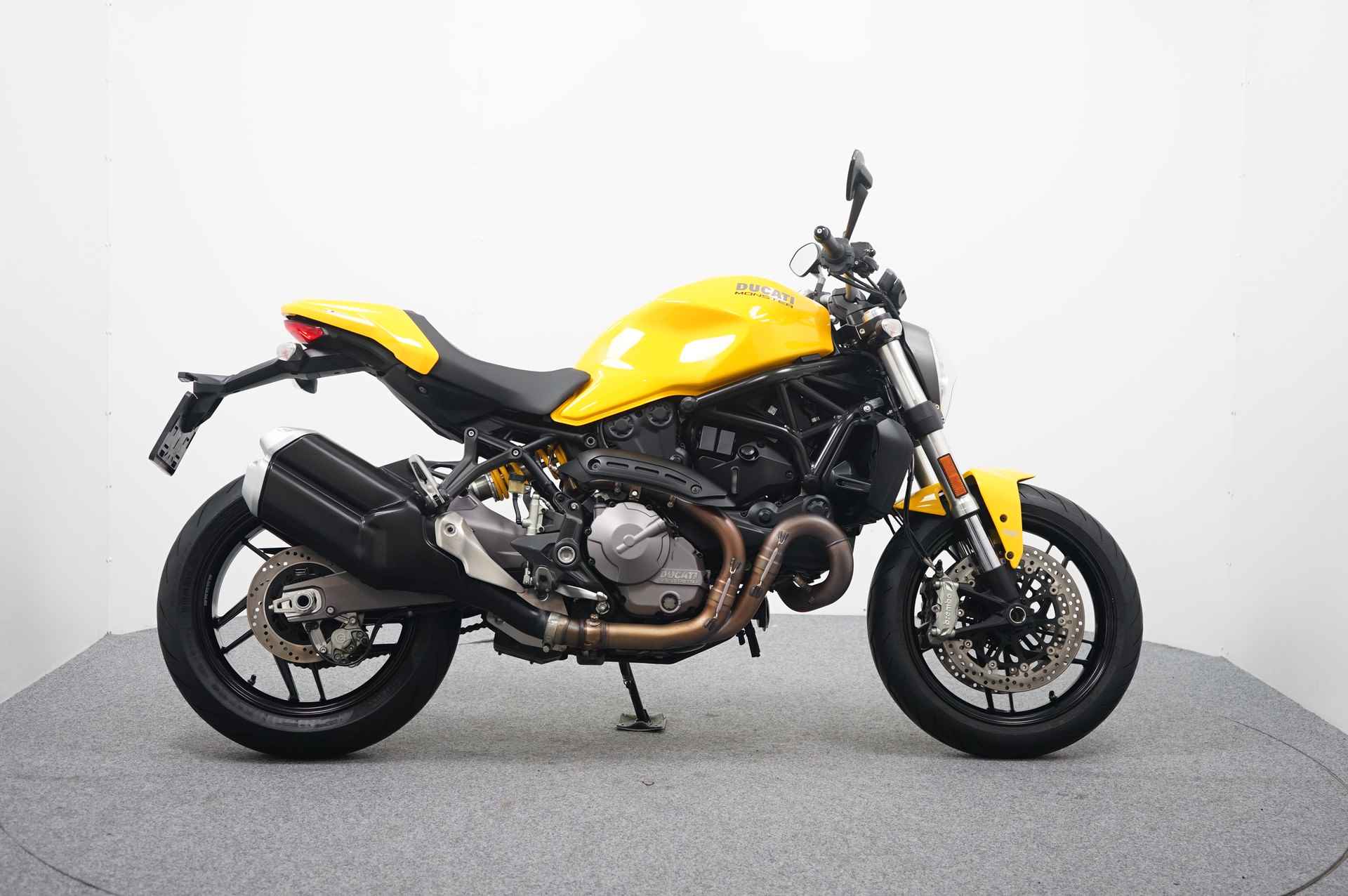 Ducati MONSTER 821