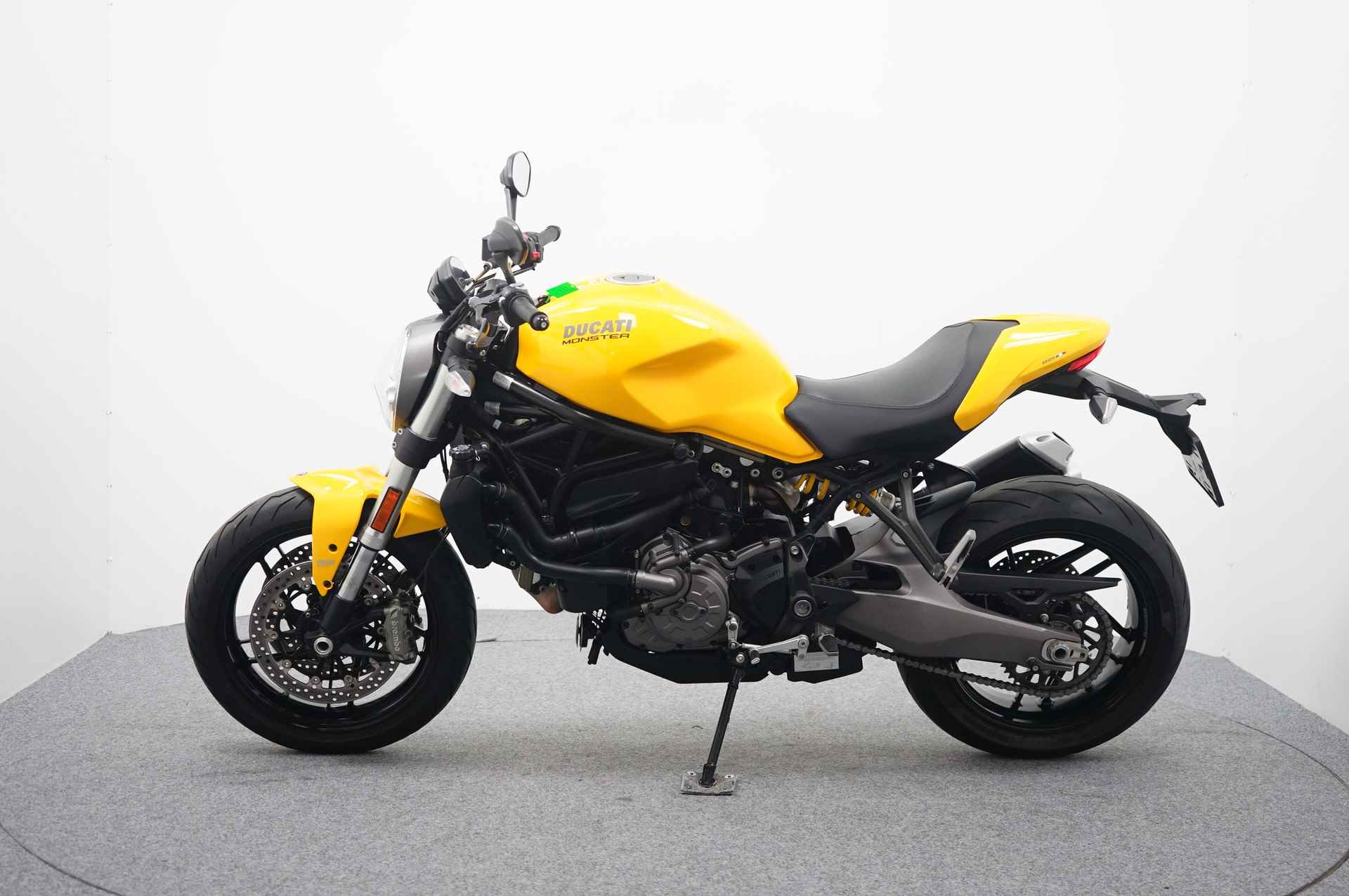 Ducati MONSTER 821 - 5/15