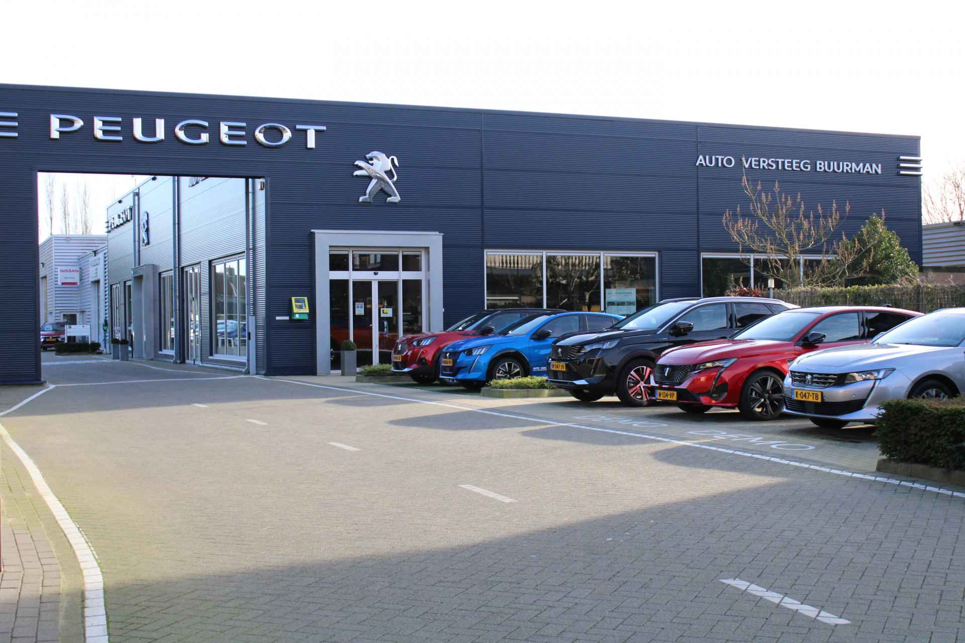 Peugeot e-208 EV GT Pack 50 kWh € 314,- private lease Leder Alcantara, Navigatie, Stoelverwarming, Camera, Parkeerhulp voor & Achter - 44/48