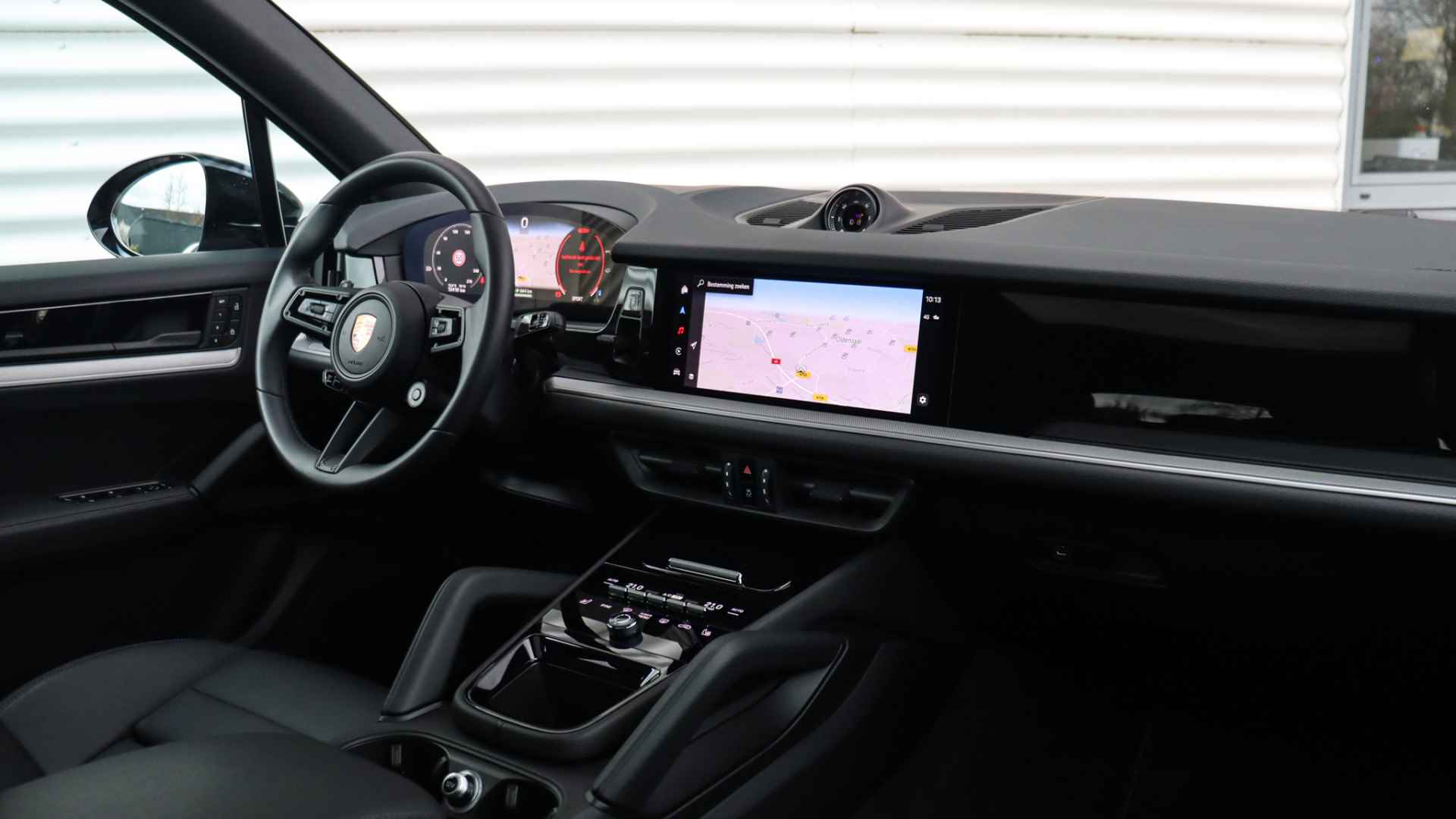 Porsche Cayenne 3.0 E-Hybrid Facelift | Panoramadak | Head-up | BOSE Sound | Trekhaak | Matrix LED | Stuurwielverwarming - 30/31