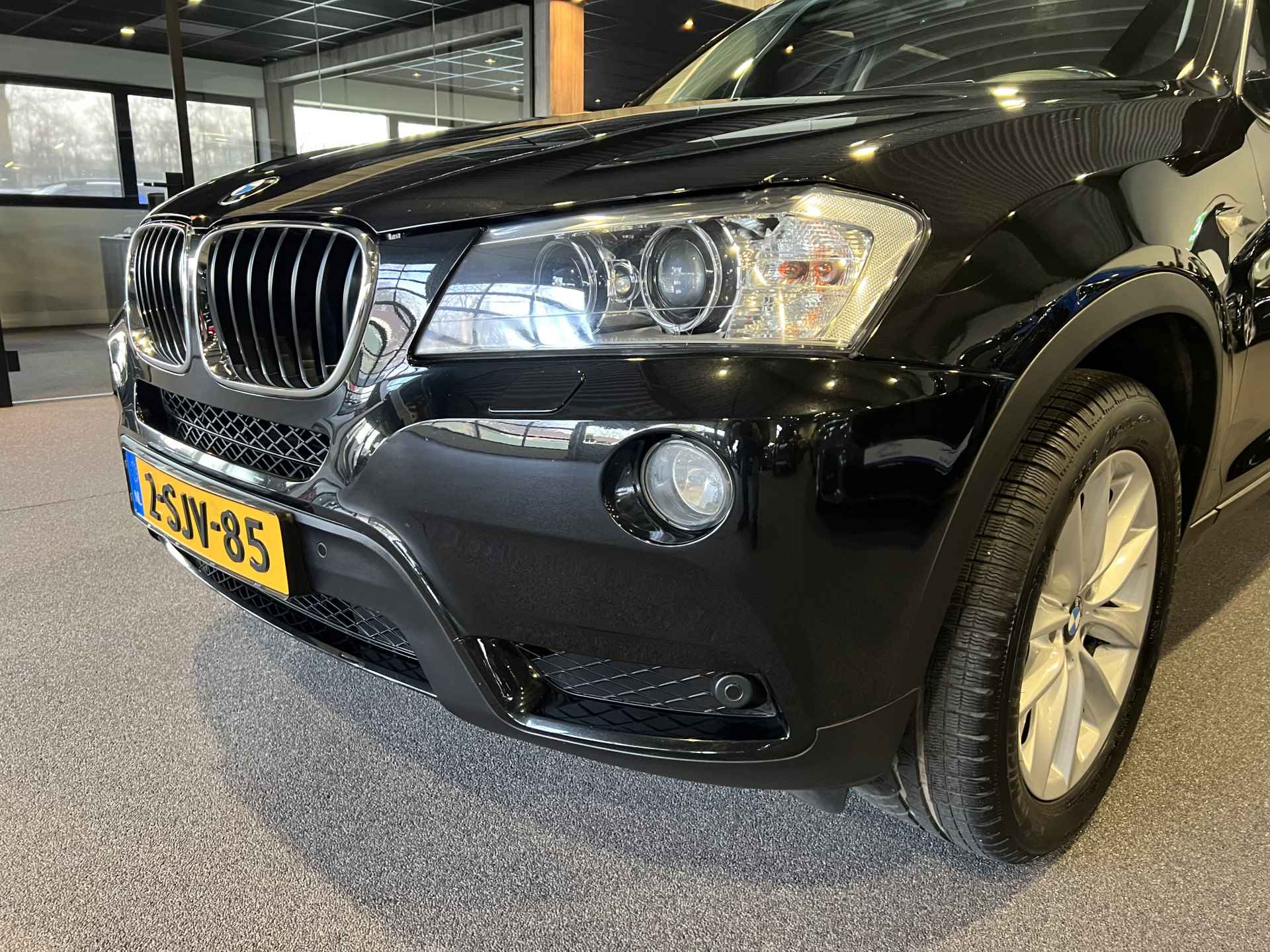 BMW X3 sDrive18d Chrome Line Edition 1e eigenaar | Trekhaak | Navigatie - 12/34