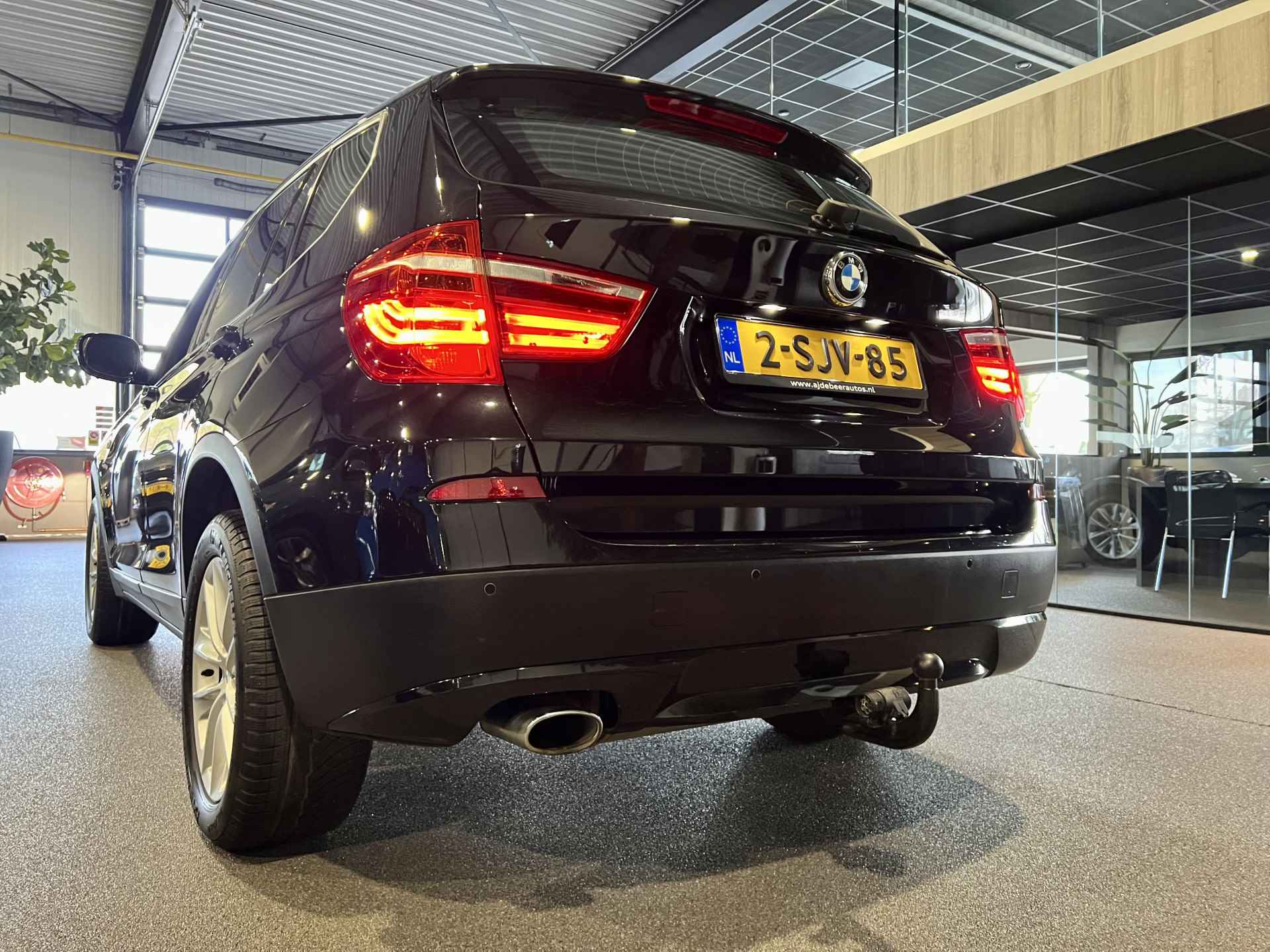 BMW X3 sDrive18d Chrome Line Edition 1e eigenaar | Trekhaak | Navigatie - 18/34