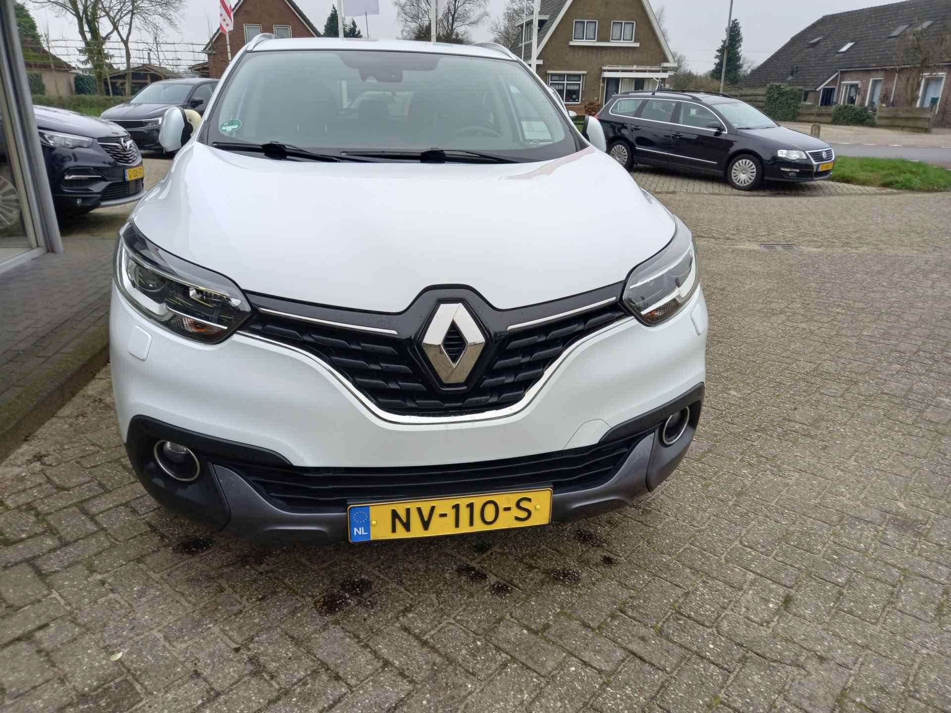 Renault Kadjar  131 Pk 1.2 TCe Intens Lichtmetalen velgen,Airco,  Voorruitverwarming, Cruise Control Prijs Rijklaar    Verkoop op Afspraak - 5/21