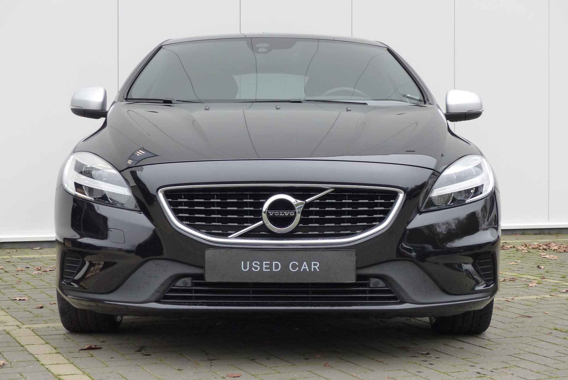 Volvo V40 T3 153PK AUT6 Polar+ Sport, Harman/Kardon Premium Audio, Panoramadak, Parkeercamera, Keyless Entry, 17'' Lichtmetalen Velgen, Volvo on Call, Navigatie, Stoelverwarming, Cruise Control, Getint Glas, DAB+ Radio, Bluetooth Telefonie & Multimedia - 20/39