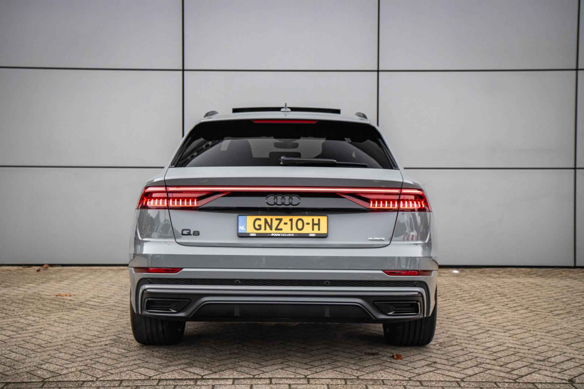 Audi Q8 55 TFSI e 381pk quattro Pro Line S | Head-up | B&O | Nardo Grey - 10/55