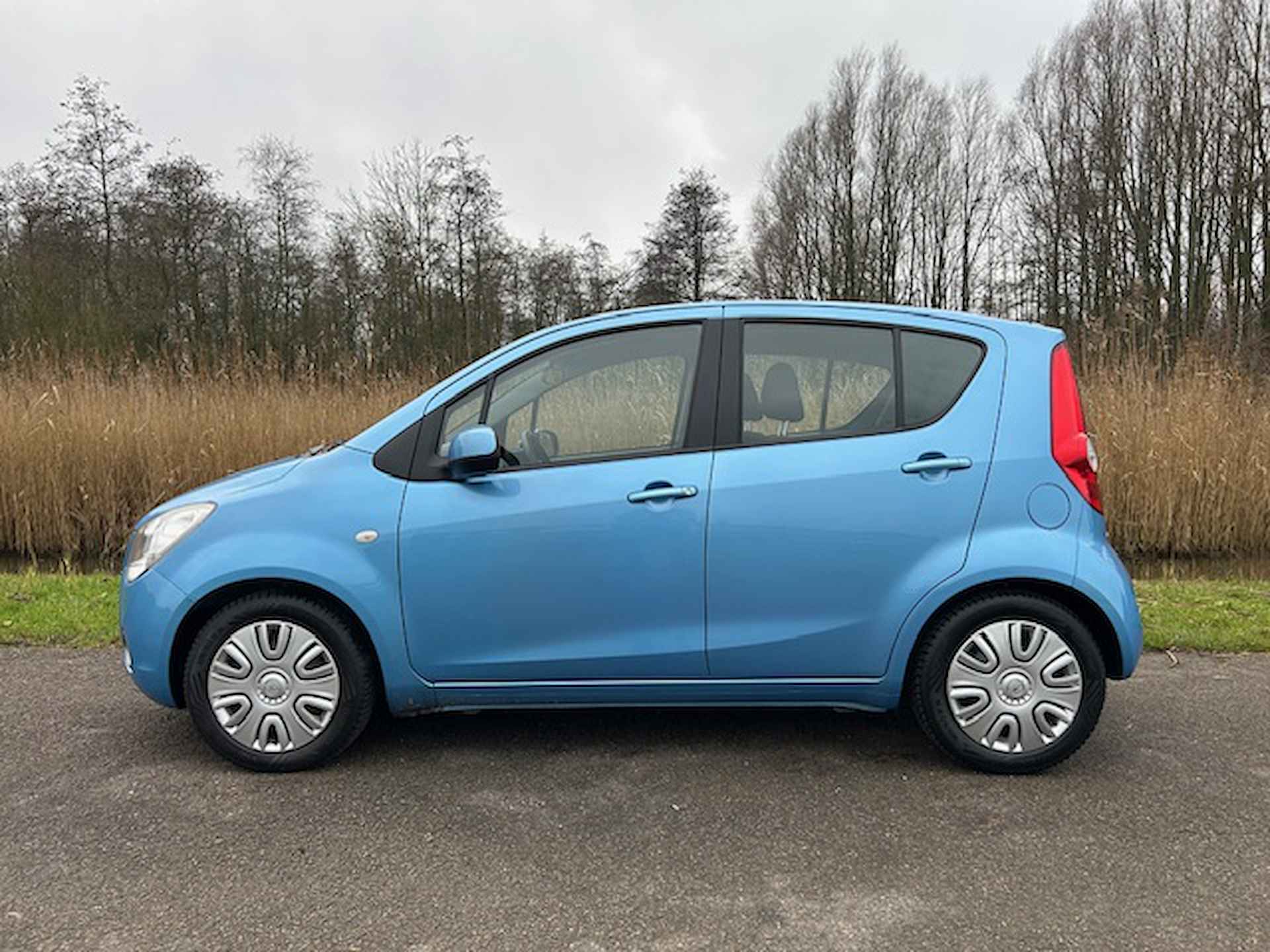 OPEL Agila 1.0 12V 68pk Berlin | Airco | Trekhaak | Toerenteller | All season banden | NAP | Rijklaar prijs! - 4/17