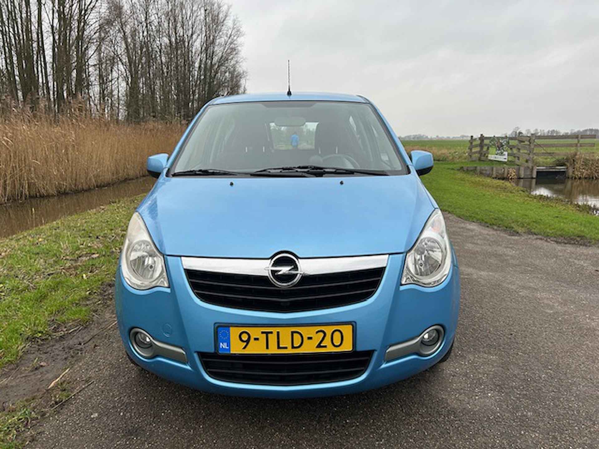 OPEL Agila 1.0 12V 68pk Berlin | Airco | Trekhaak | Toerenteller | All season banden | NAP | Rijklaar prijs! - 5/17