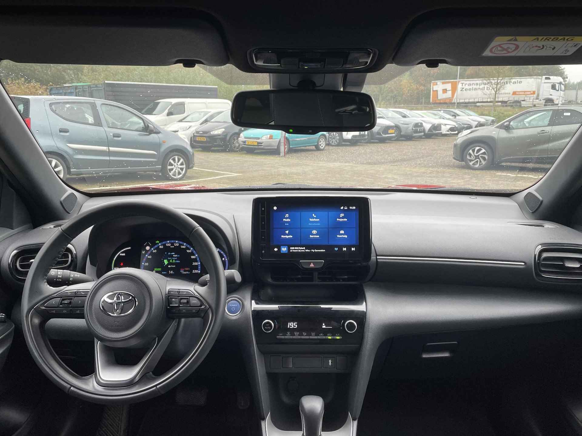 Toyota Yaris Cross 1.5 Hybrid Dynamic **NAVIGATIE/ PARKEERCAMERA/ GARANTIE** - 7/33