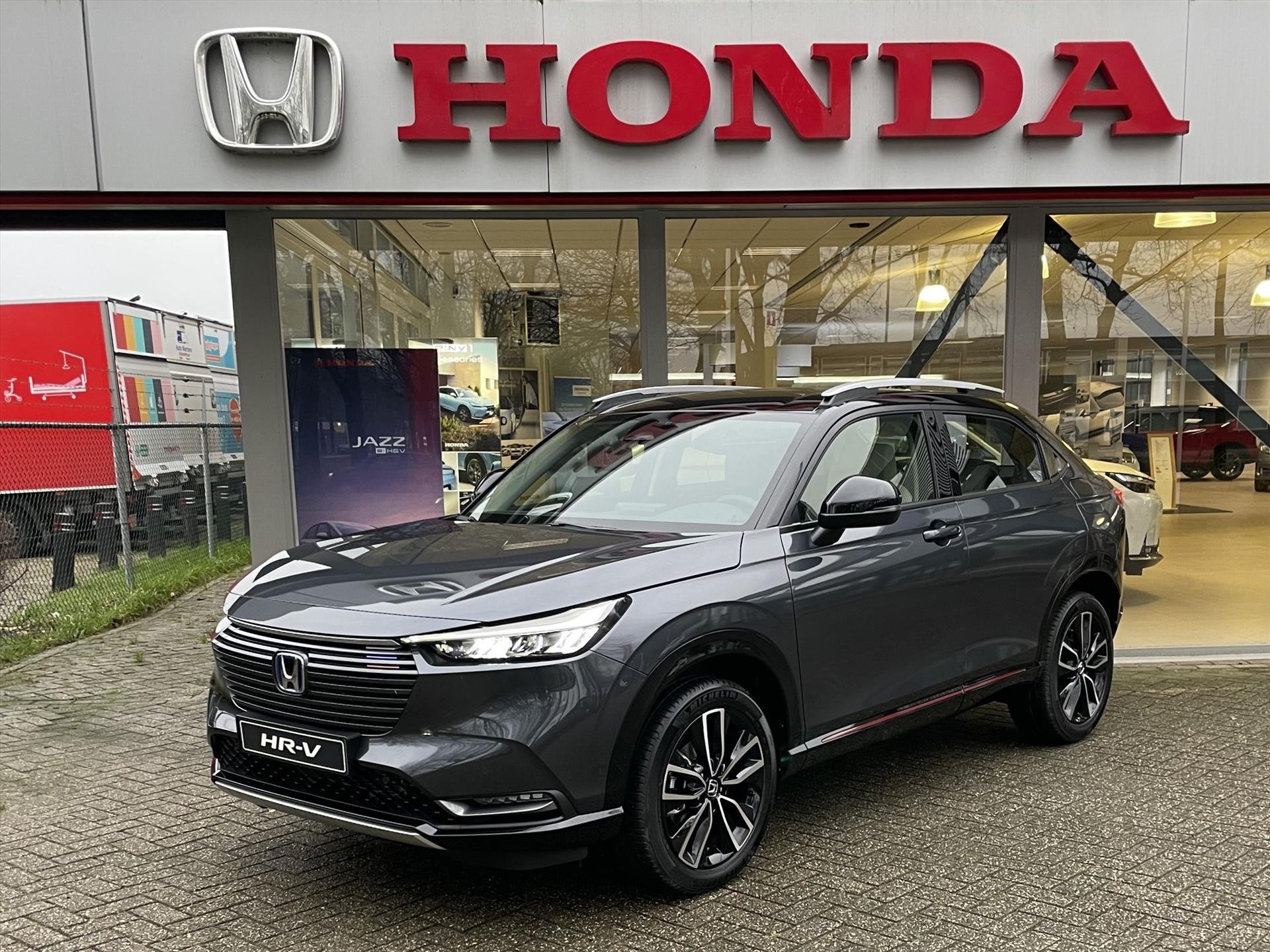 Honda HR-V Hybrid 1.5 e:HEV Advance Style  eCVT // Rijklaarprijs incl voordeel aktie bij viaBOVAG.nl