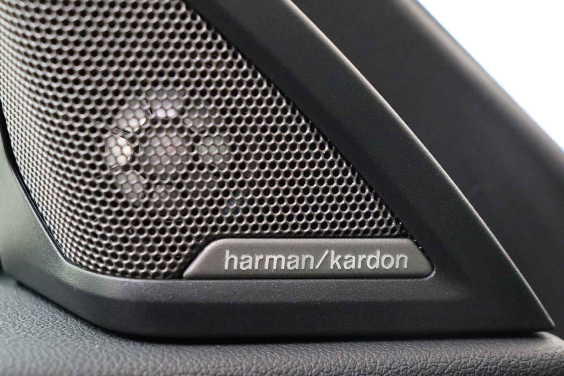 BMW 2 Serie Coupé M2 Automaat / M Carbon kuipstoelen / M Drive Professional / Stoelverwarming / Harman Kardon / M Compound remsysteem / Parking Assistant - 46/74