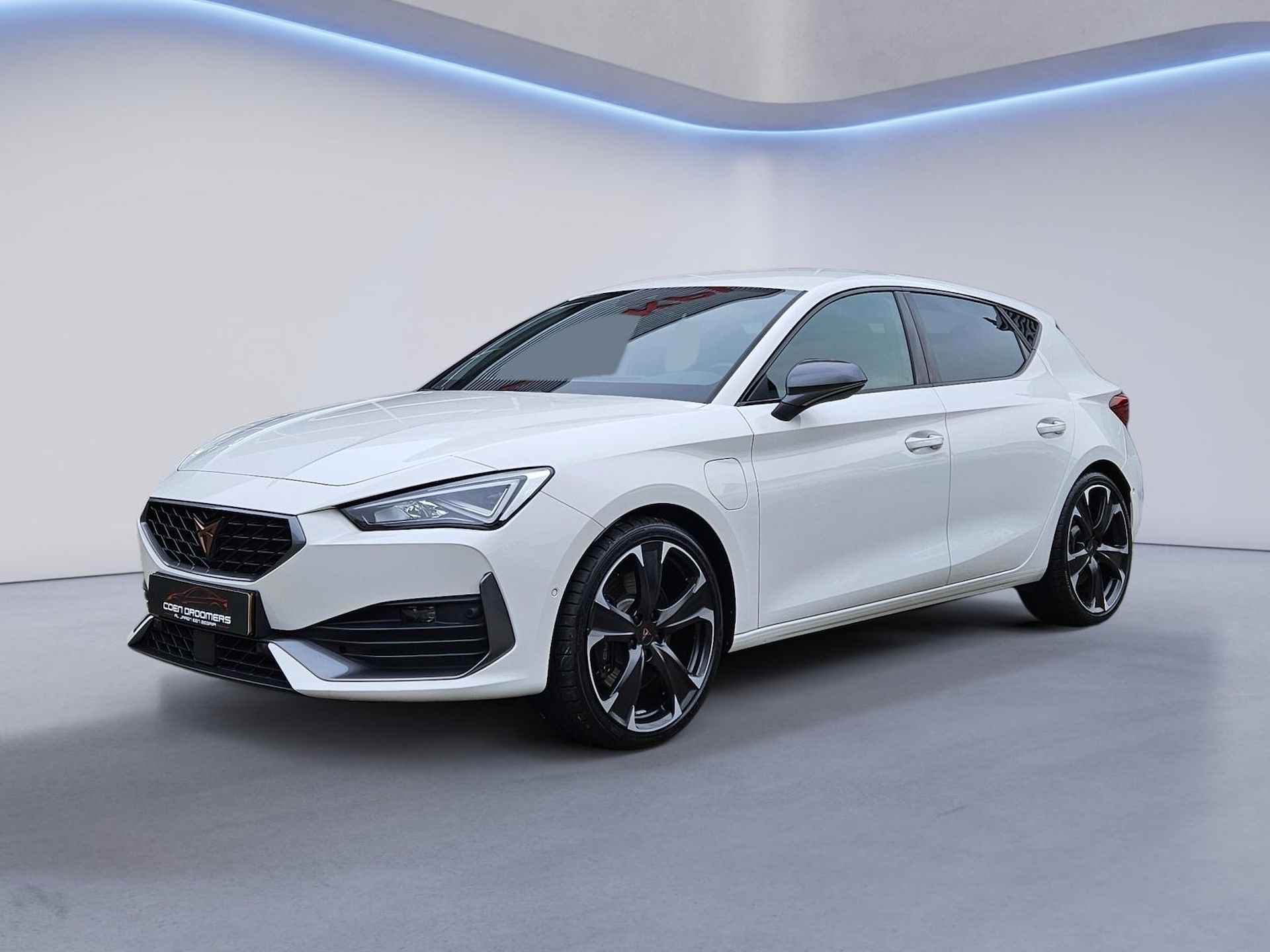 CUPRA Leon 1.4 e-Hybrid VZ Performance /Apple Carplay/Front-Side-Lane-File Assist/Dodehoek monitor/Stuur-Stoelverwarming/Lendesteunen verstelb./(MET GARANTIE*)