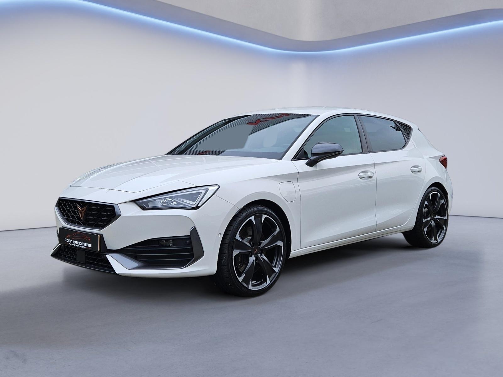 CUPRA Leon 1.4 e-Hybrid VZ Performance /Apple Carplay/Front-Side-Lane-File Assist/Dodehoek monitor/Stuur-Stoelverwarming/Lendesteunen verstelb./(MET GARANTIE*)