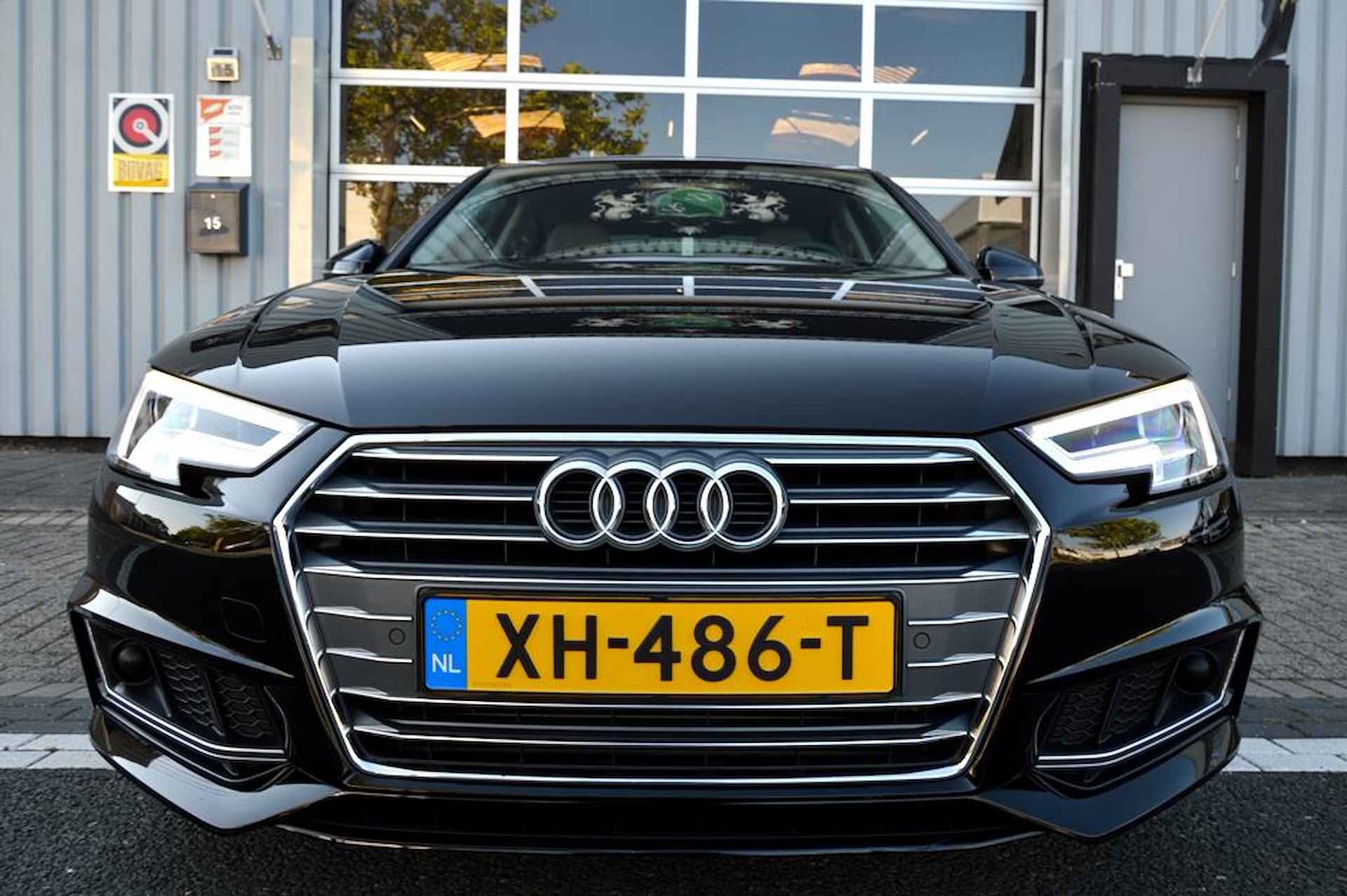 Audi A4 35 TFSI Sport AUT ECC/PDC/LED/XENON/LMV18/LEDER/NAVI - 3/43