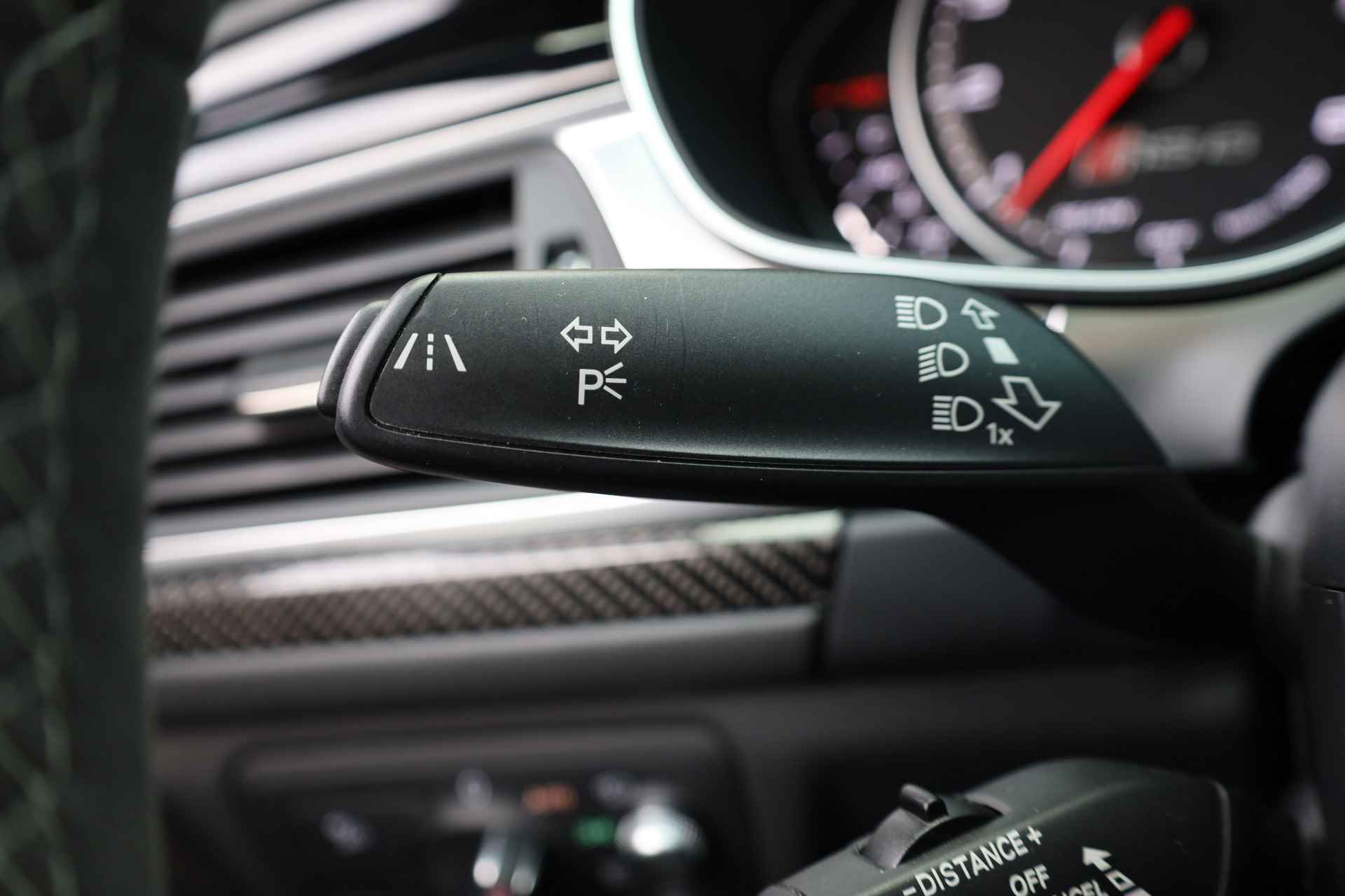 Audi RS6 Avant Performance 4.0 TFSI 445kw/607pk quattro S-tronic 8 - 65/93
