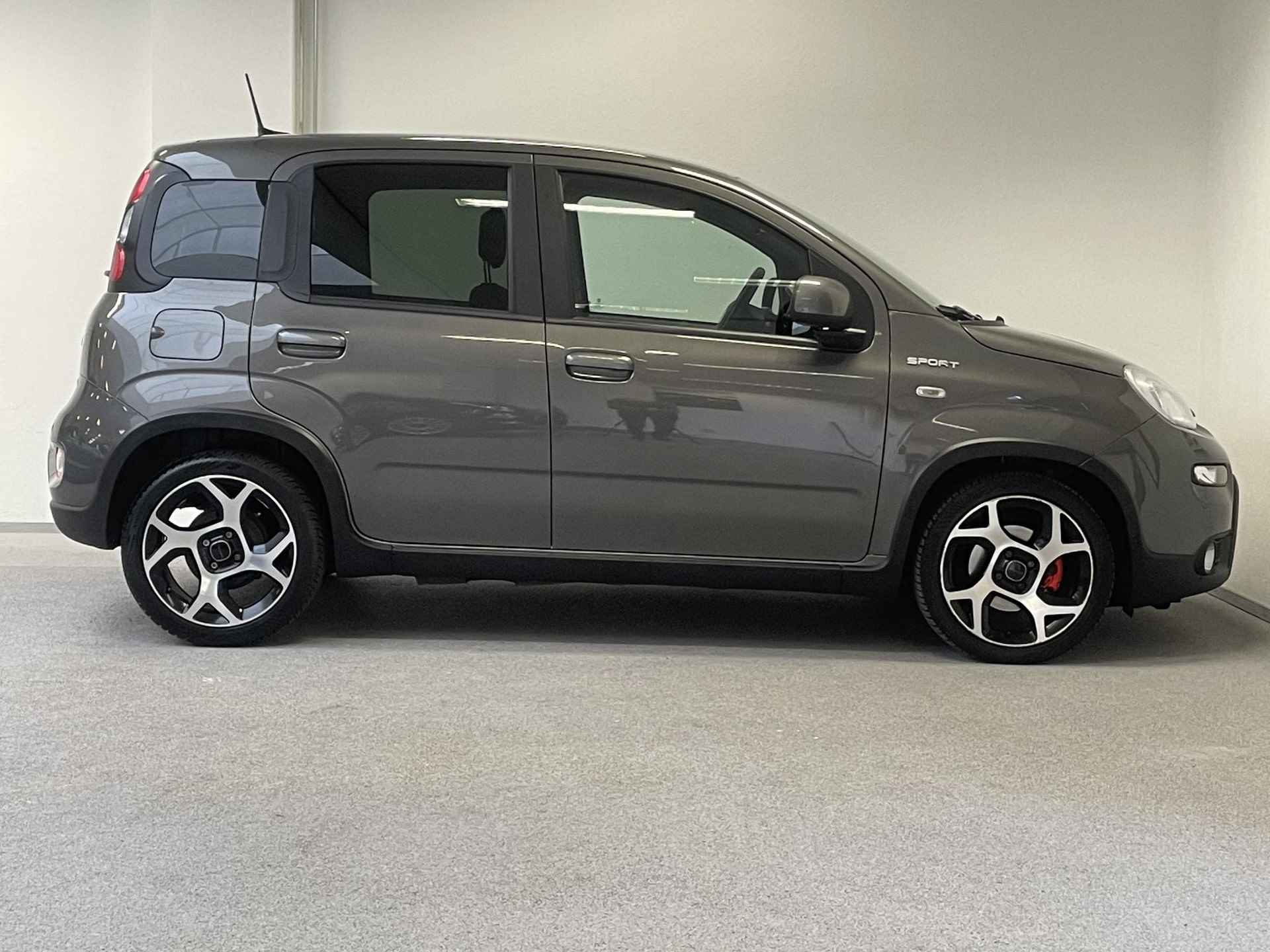 Fiat Panda 1.0 Hybrid Sport | CARPLAY | CLIMA | PDC | ORG.NL | - 8/29