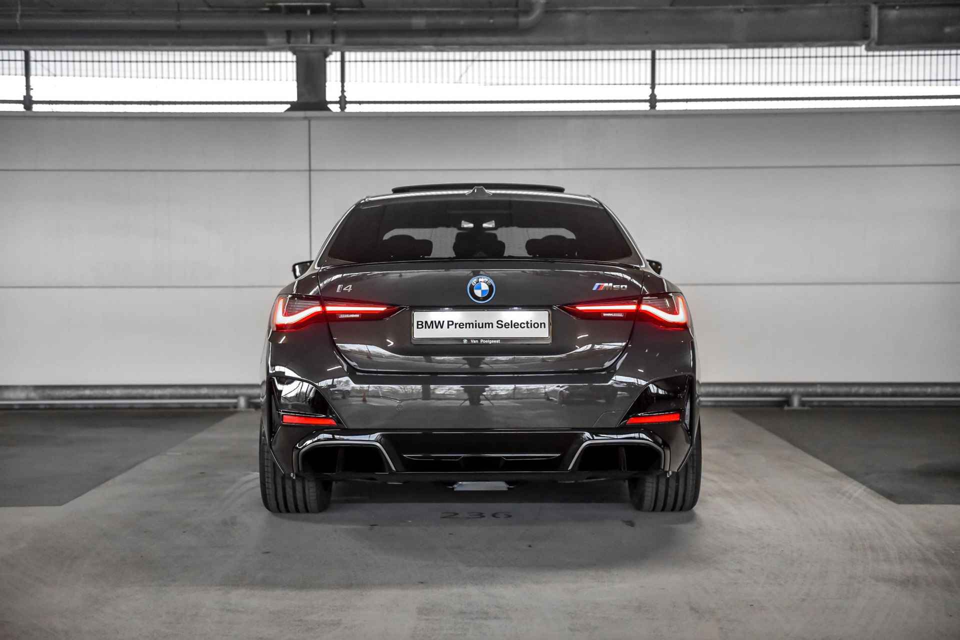 BMW i4 M50 High Executive 84 kWh | Elektrisch verstelbare stoelen | BMW Laserlight - 7/23
