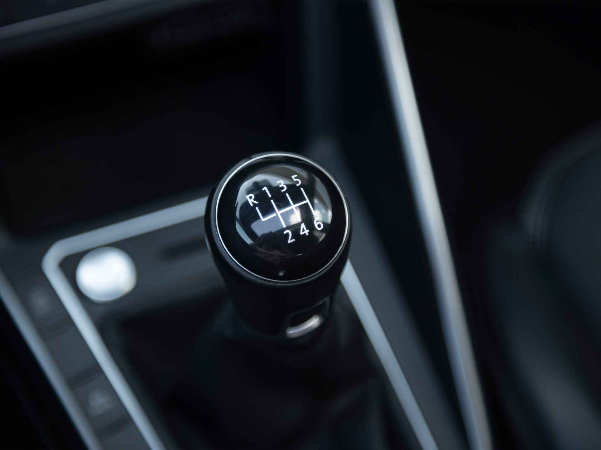 Volkswagen Polo 1.0 TSI 115pk Highline | Navi | Panoramadak | Sportonderstel Adaptief | Keyless | Sperdiff. XDS | ACC | LED | | App-connect | Spiegelpakket | Lendesteun | Alarm kl.III - 34/64