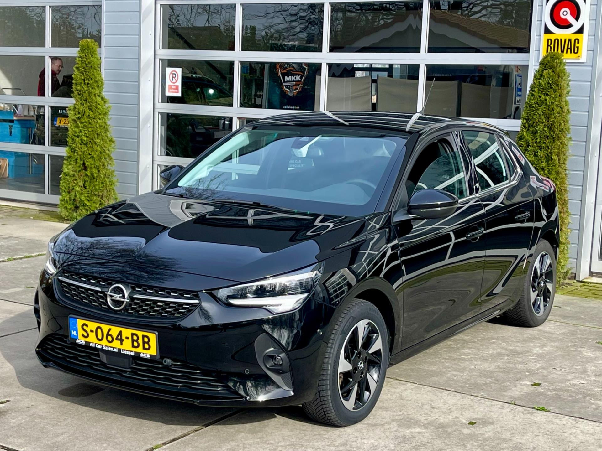 Opel Corsa-e GS Line 50 kWh|Matrix-LED|Carplay|360cam|AC/DC laden bij viaBOVAG.nl