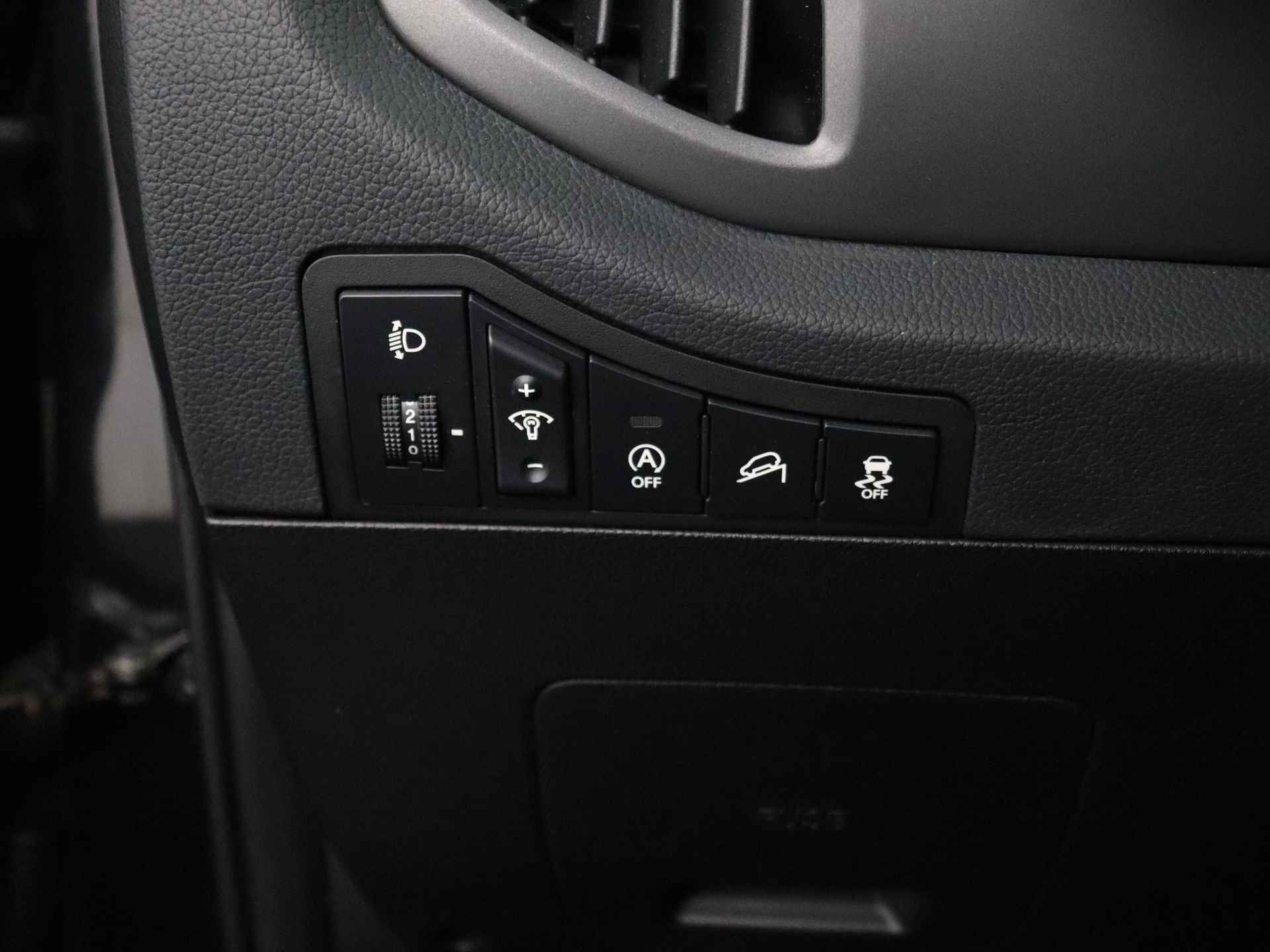 Kia Sportage 1.6 GDI X-ecutive Plus Pack | Parkeersensoren | USB | Cruise Control | Airco | - 31/39