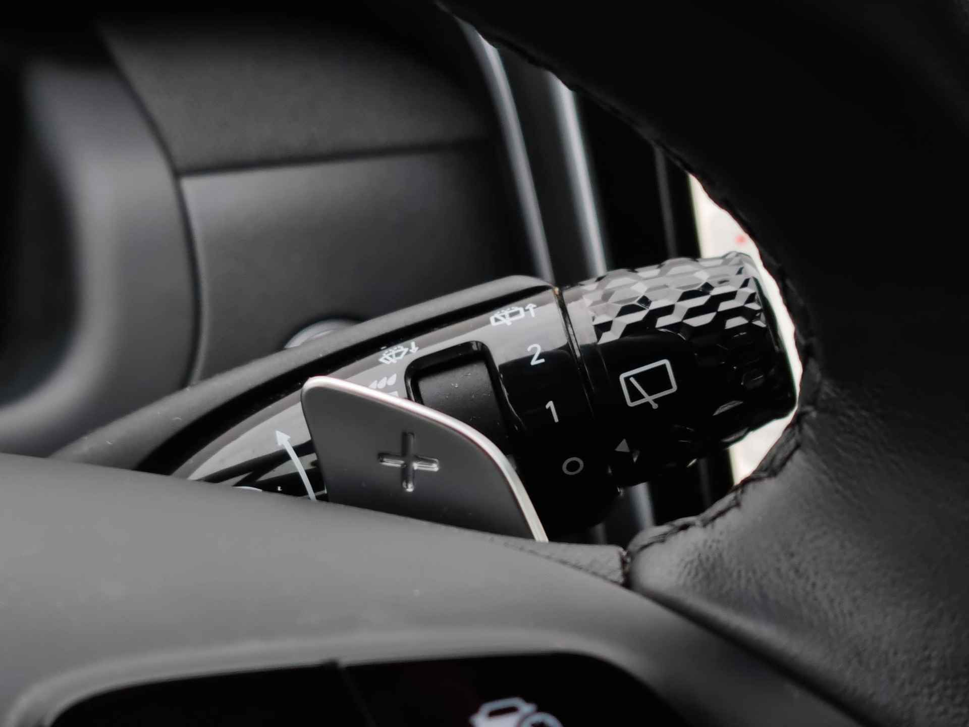 Hyundai Tucson 1.6 T-GDI HEV Comfort Smart 230PK Automaat / 1650KG Trekgewicht / Elektrische Achterklep / Airco Separaat Achter - 35/43