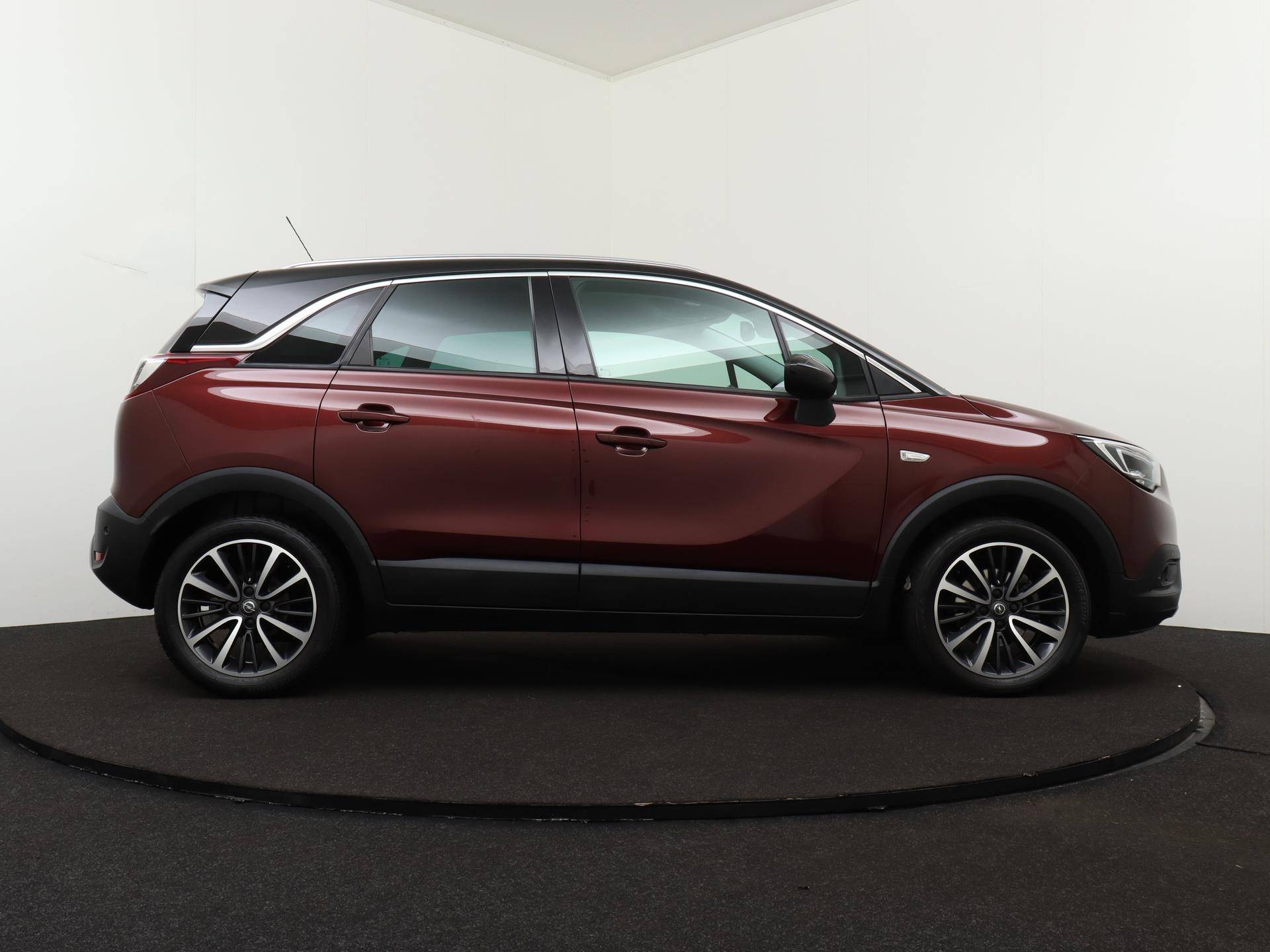 Opel Crossland X Innovation 130pk | Navigatie | Camera | Parkeerhulp V+A | Lichtmetalen Velgen | - 10/45