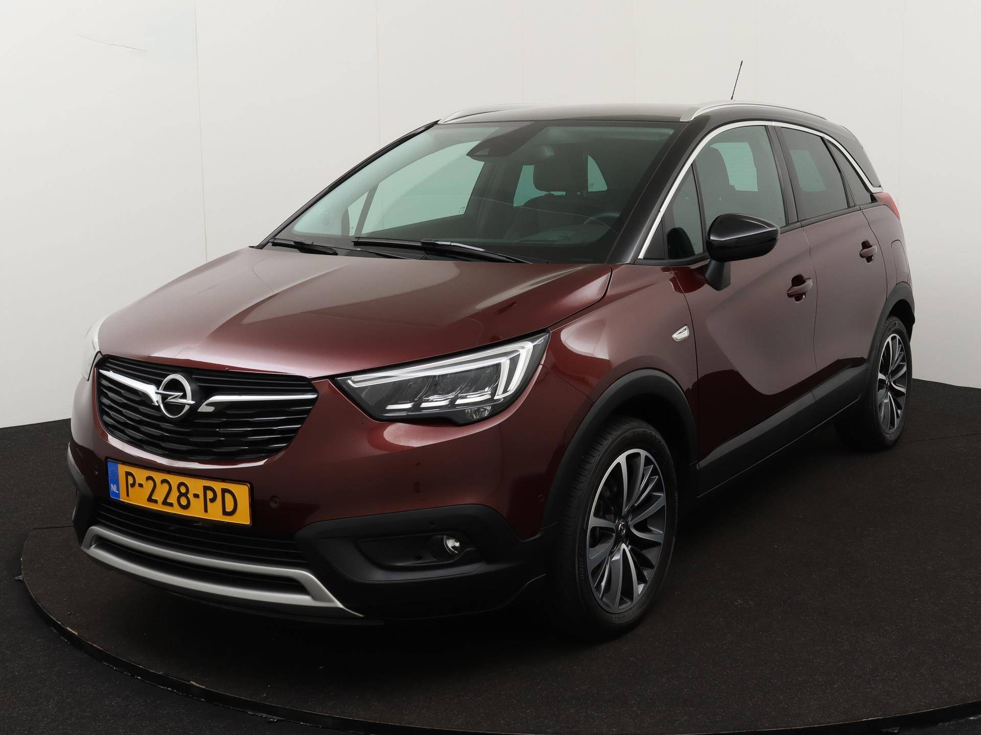 Opel Crossland X Innovation 130pk | Navigatie | Camera | Parkeerhulp V+A | Lichtmetalen Velgen | - 26/45