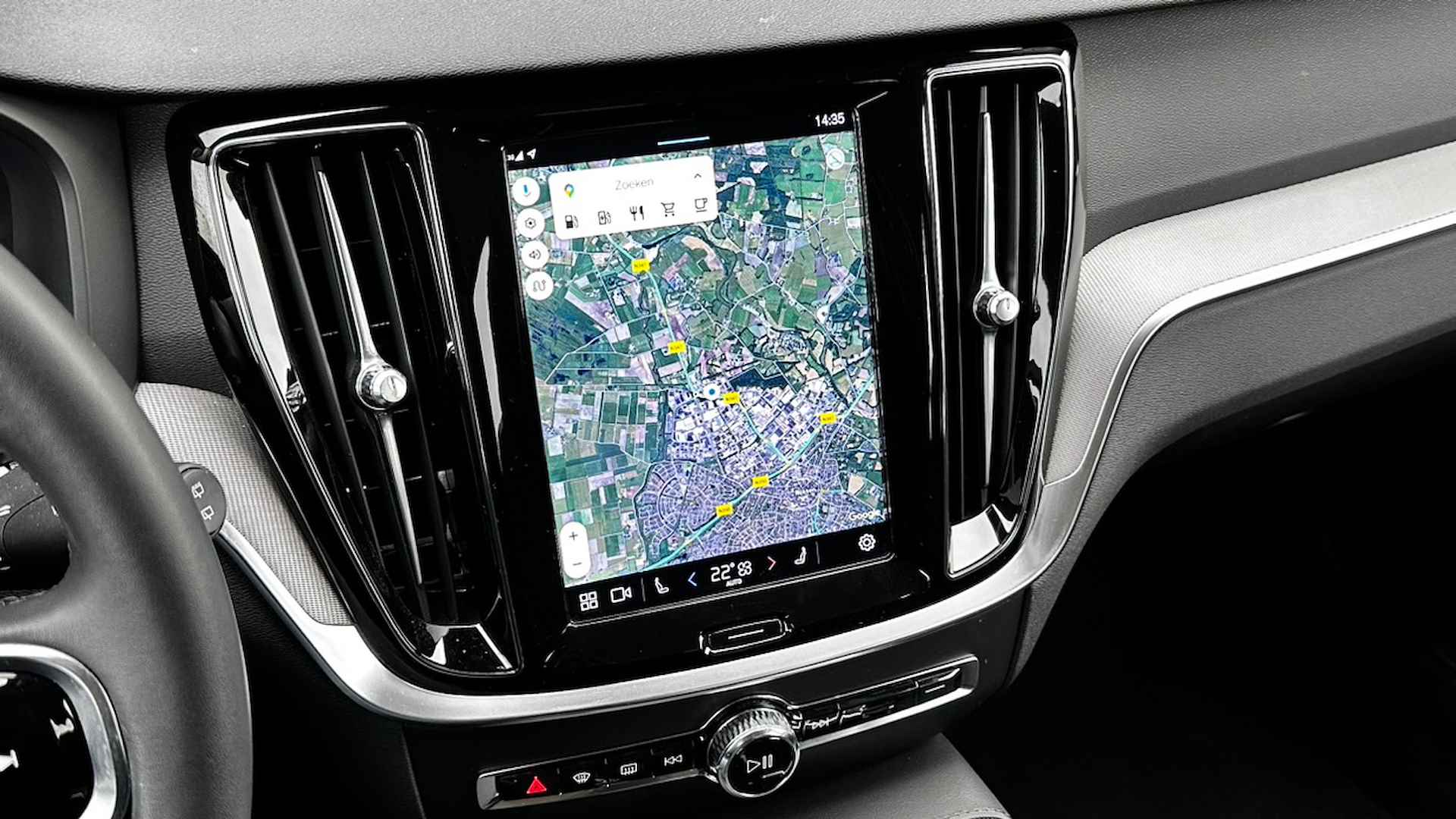 Volvo V60 2.0 T6 Recharge AWD Plus Dark | Camera | Adaptive Cruise Control | DAB+ | Google Maps - 3/48