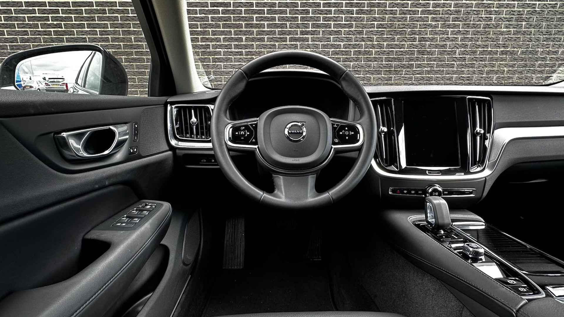 Volvo V60 2.0 T6 Recharge AWD Plus Dark | Camera | Adaptive Cruise Control | DAB+ | Google Maps - 37/48