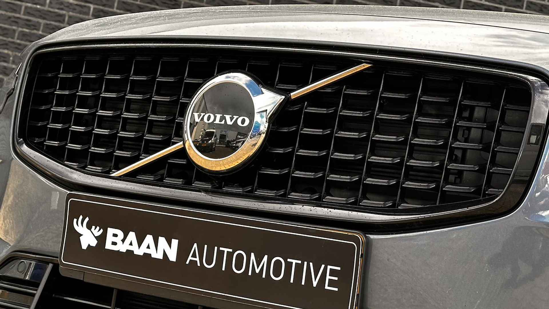 Volvo V60 2.0 T6 Recharge AWD Plus Dark | Camera | Adaptive Cruise Control | DAB+ | Google Maps - 47/48